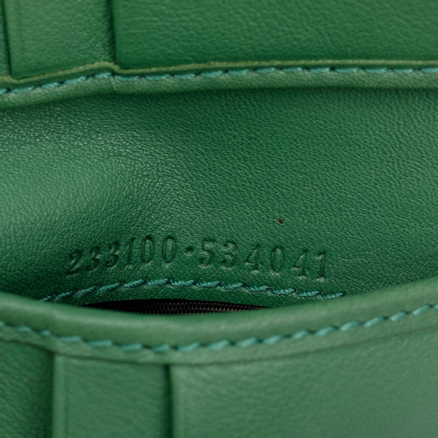 Gucci Green GG Signature Leather Bifold Wallet w/ Box - Image 8