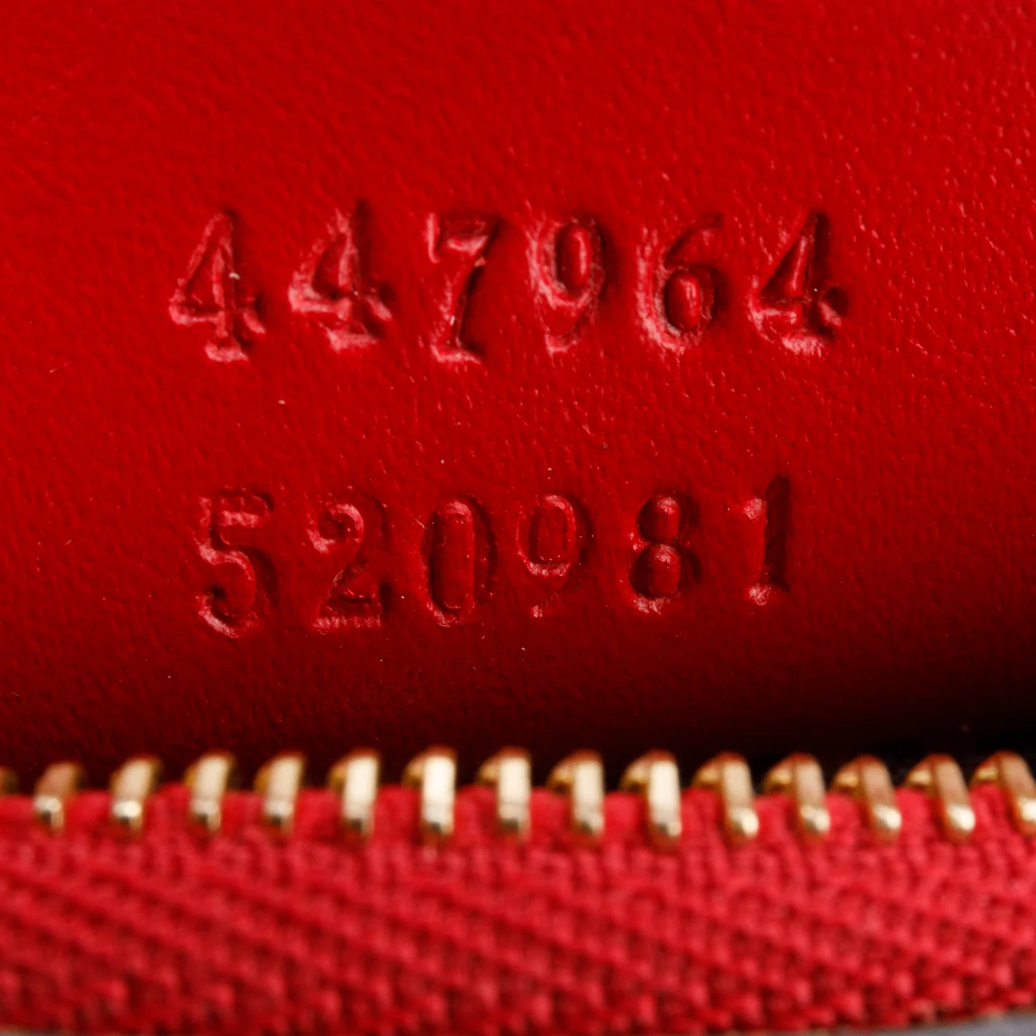 Gucci Red Leather Guccissima GG Emblem Zip Key Case - Image 8