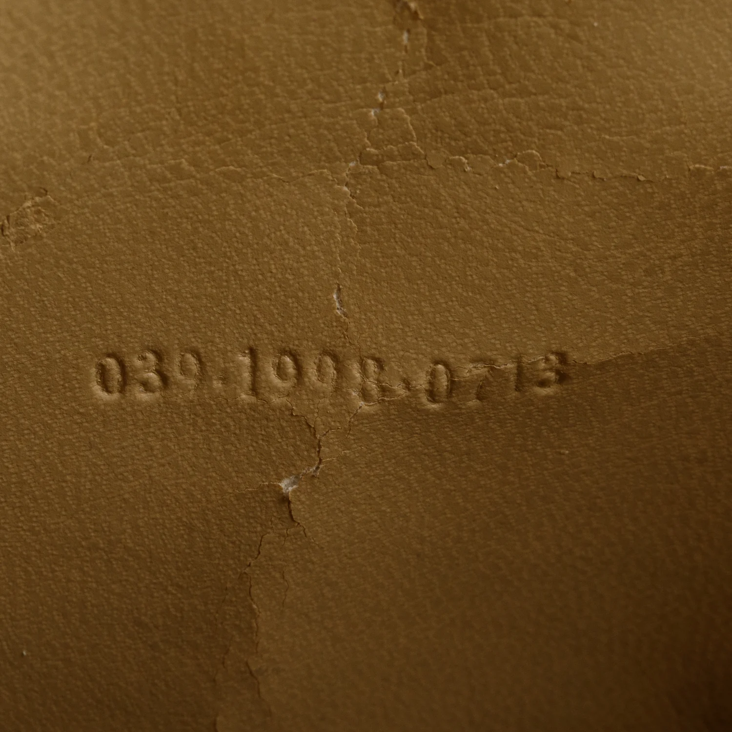 Gucci Vintage Cream Leather Top Handle Bag - Image 8