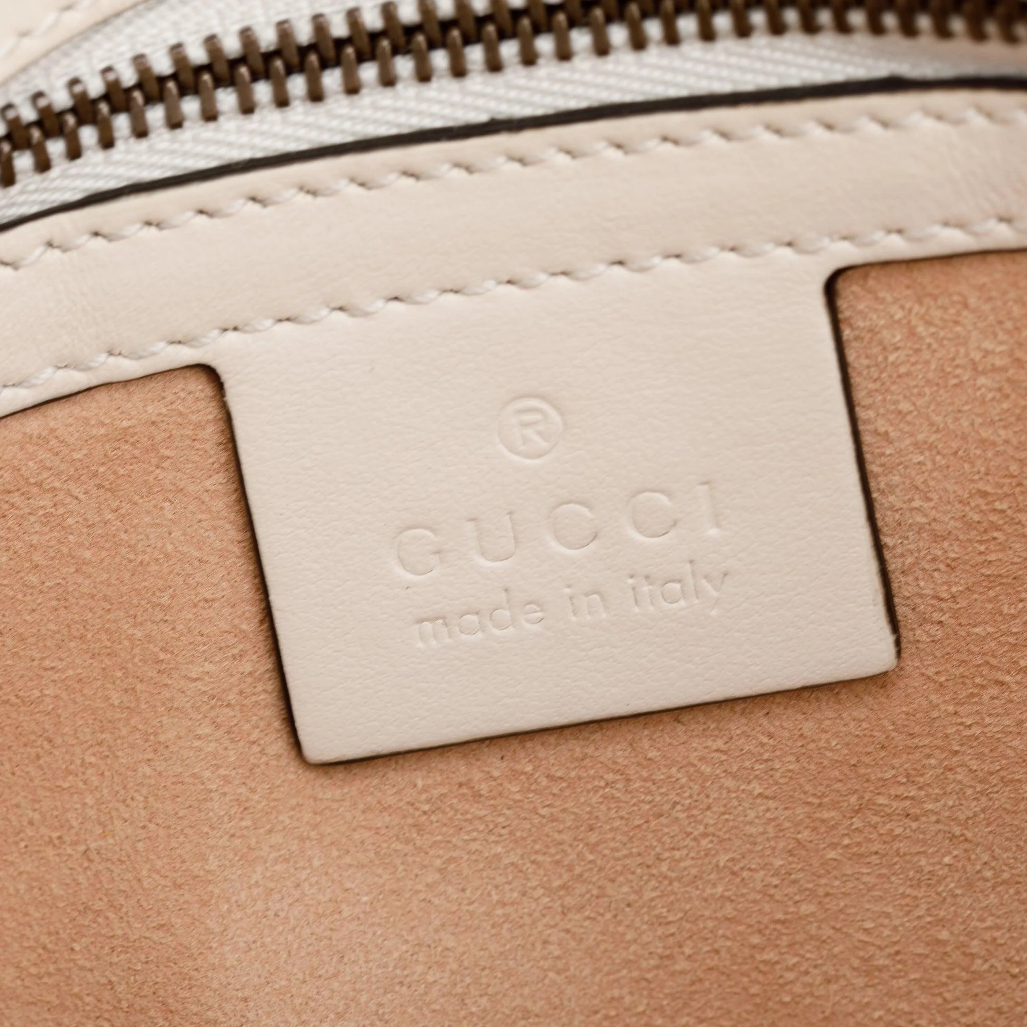 Gucci White GG Marmont Matelasse Small Shoulder Bag - Image 8