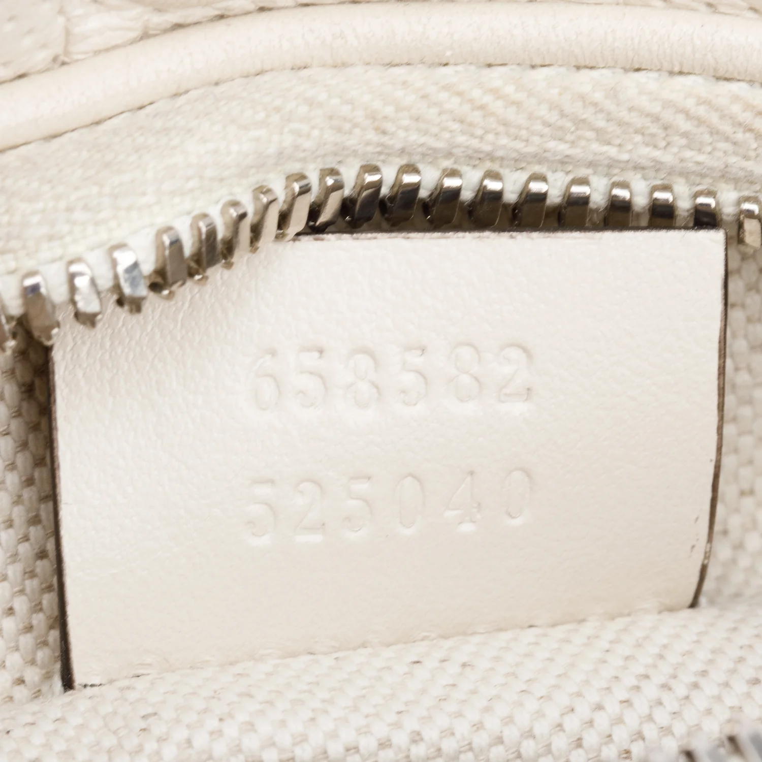 Gucci White Leather Jumbo GG Small Belt Bag w/ Box - Image 8