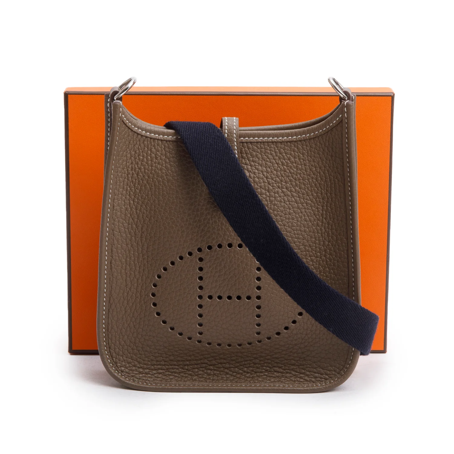 Hermes 2022 Sangle Taurillon Clemence Amazone Evelyn TPM 16 w/ Box & Receipt - Image 2
