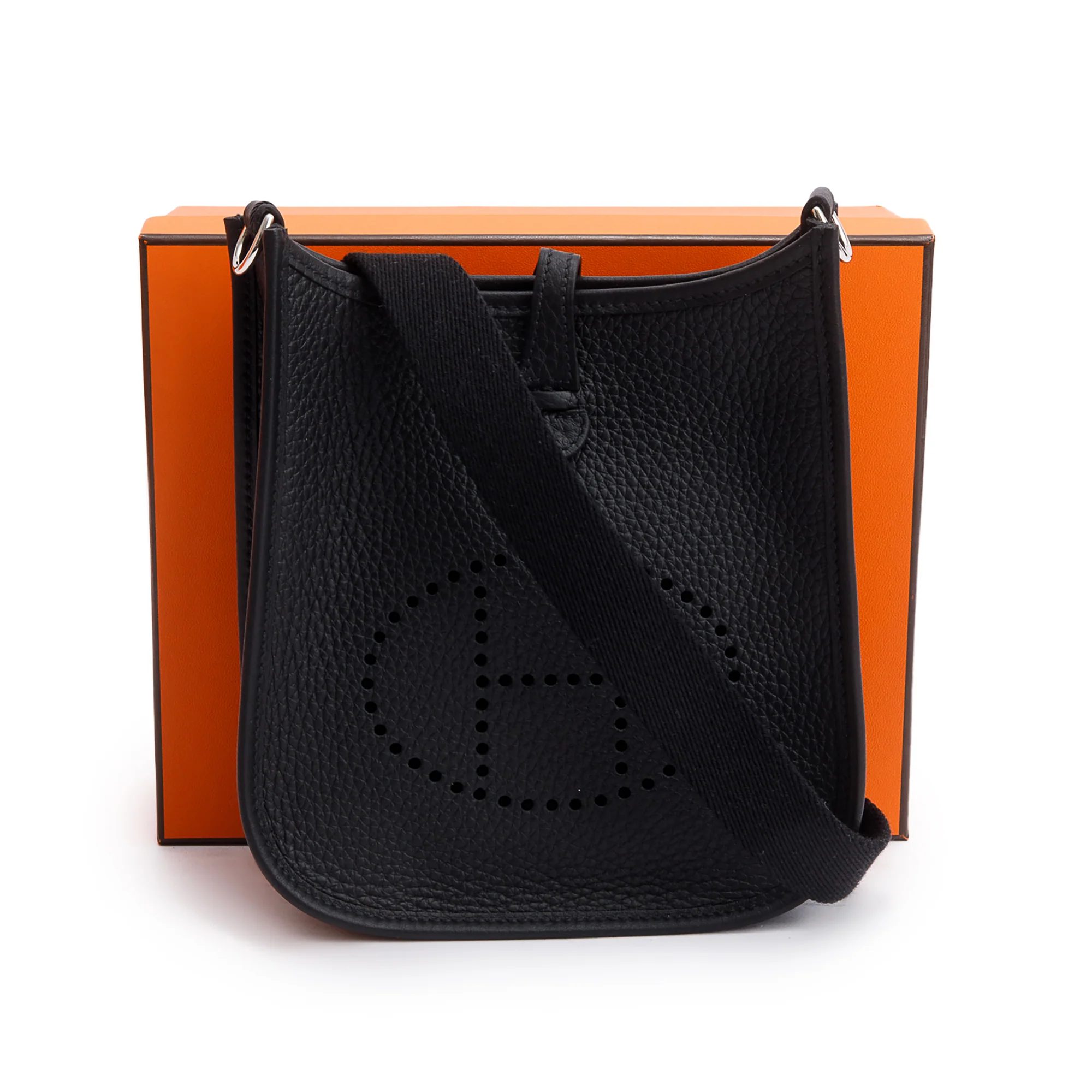 Hermes 2024 Noir Taurilon Clemence Amazone Evelyne TPM 16 w/ Box & Receipt - Image 2