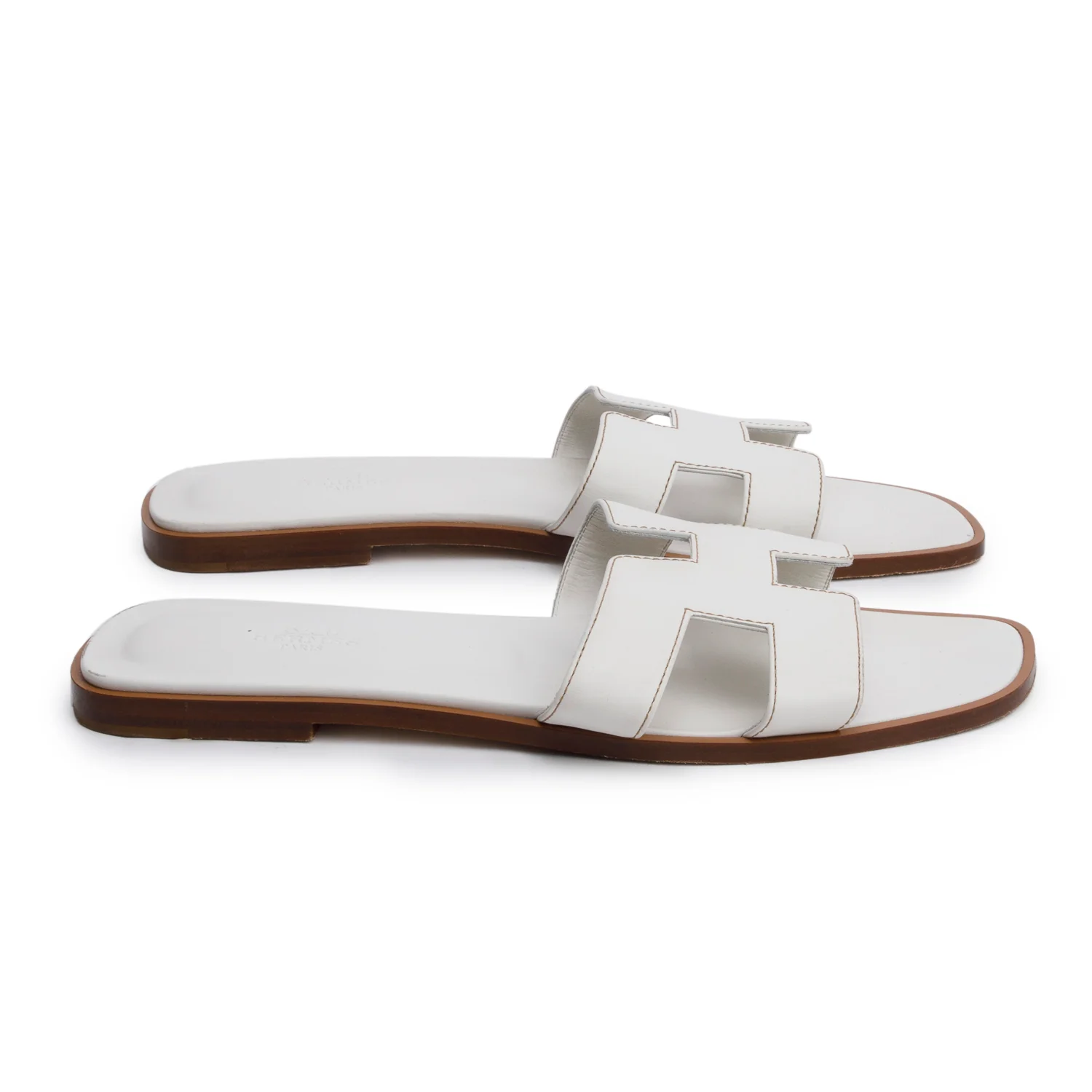Hermes Blanc Box Leather Oran Sandals, Size 40 - Image 2
