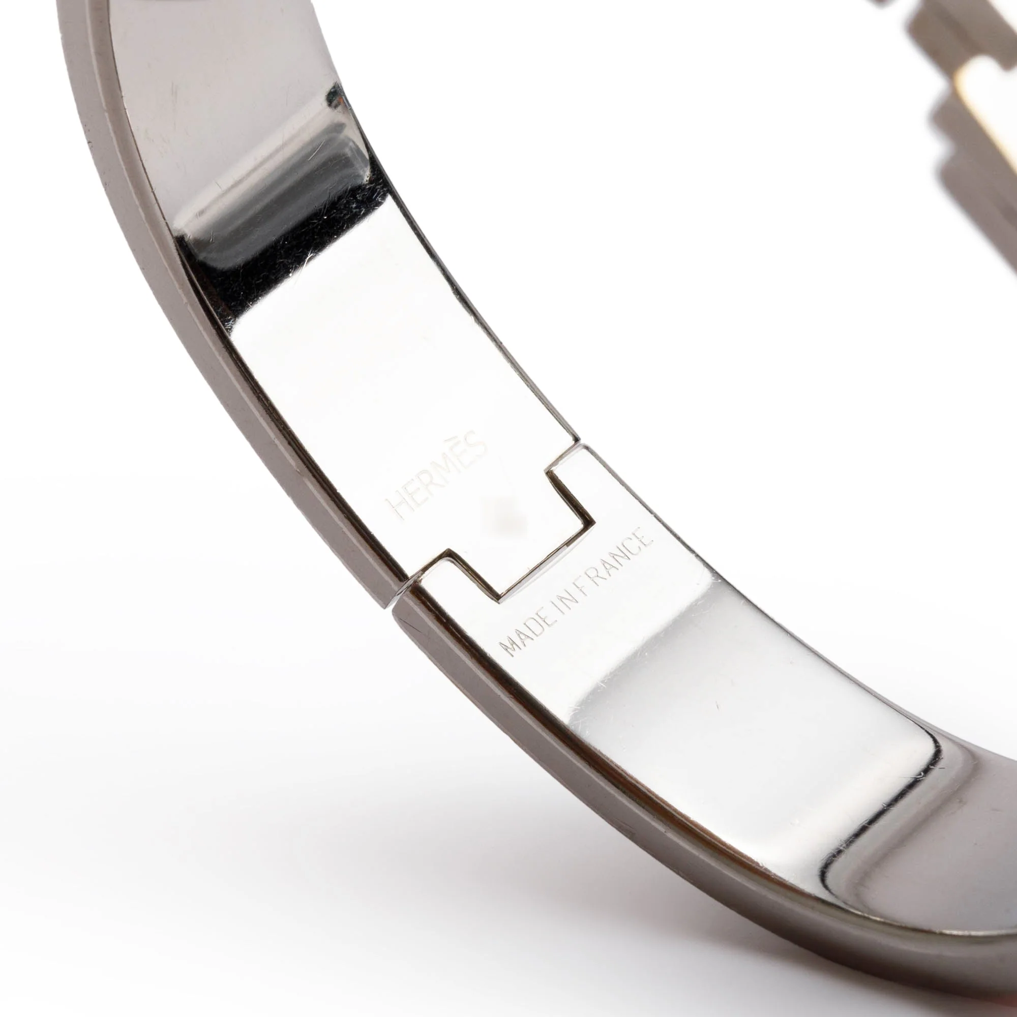 Hermes Palladium-Plated Orange Enamel Clic H Bracelet - Image 2