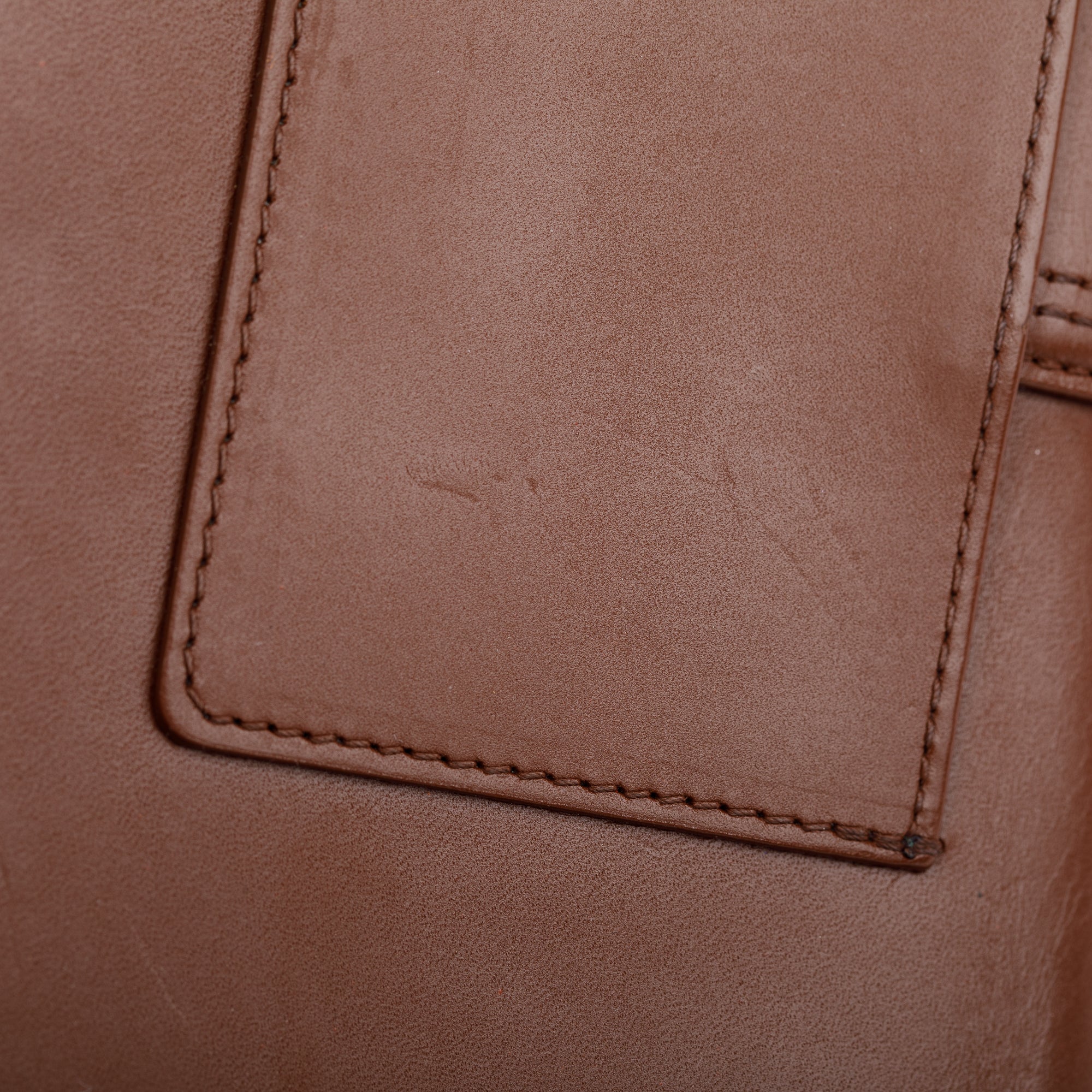 Jacquemus Brown Leather Le Grand Bambino Bag w/ Strap - Image 9