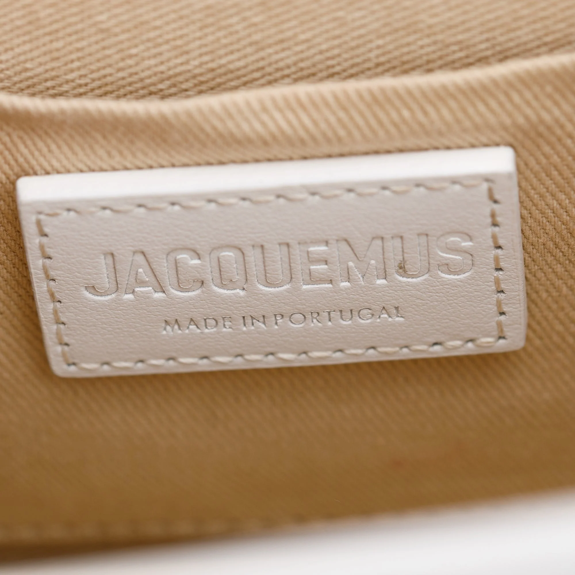 Jacquemus White Leather Le Chiquito Moyen Bag - Image 12