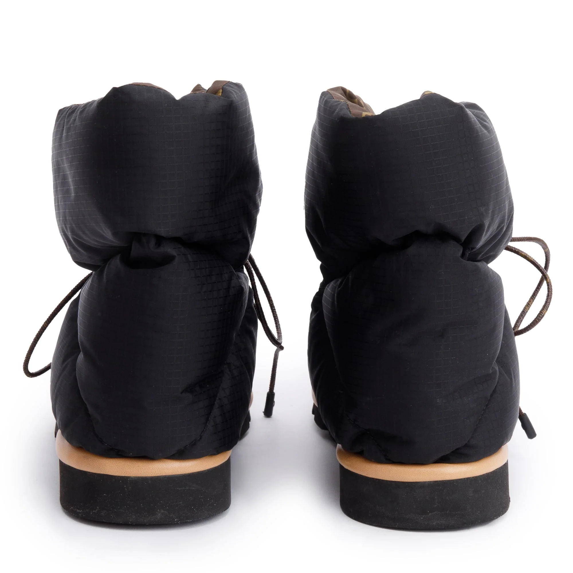 Louis Vuitton 2020 Black Nylon Lace-Up Pillow Comfort Ankle Boots, Size 39 - Image 4