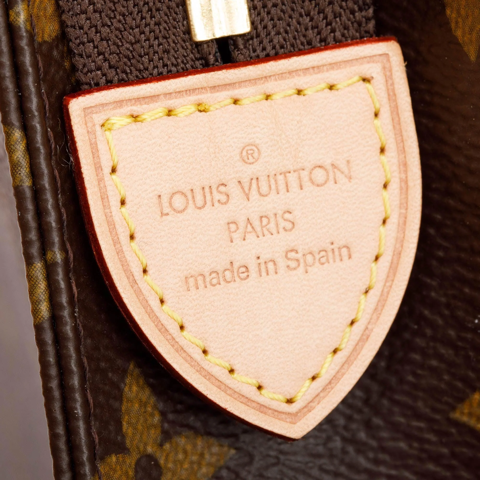 Louis Vuitton 2021 Monogram Toiletry Pouch 26 w/ Box & Receipt - Image 6