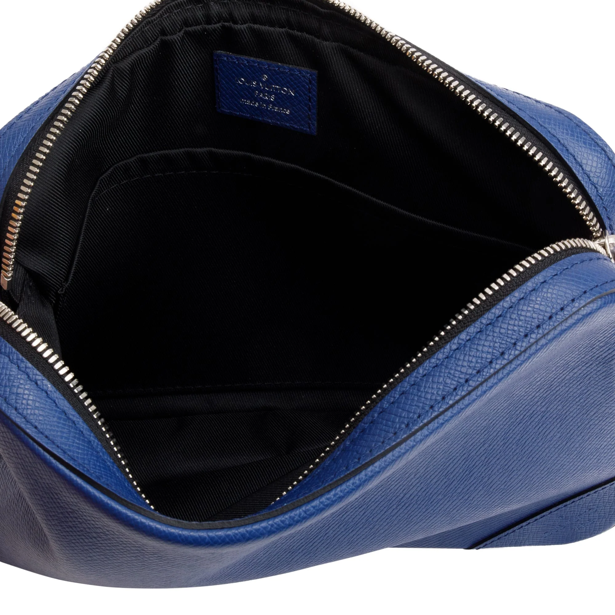 Louis Vuitton 2022 Blue Taigarama Trio Messenger Bag w/ Box - Image 8