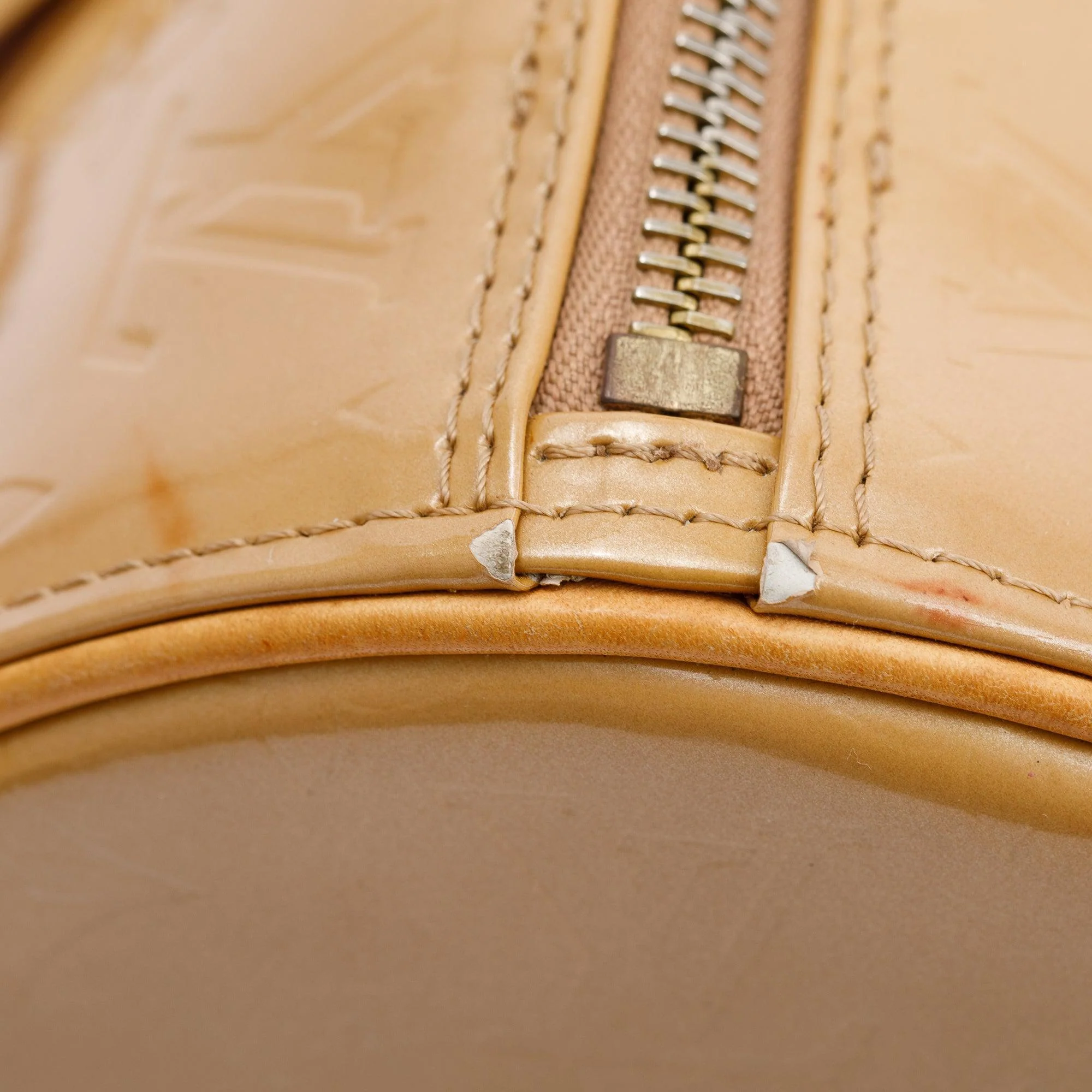 Louis Vuitton Beige Monogram Vernis Bedford Bag - Image 8