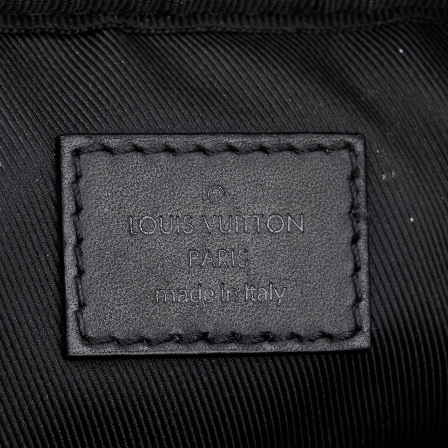 Louis Vuitton Black Damier Infini Calfskin Leather Sirius Messenger Bag w/ Box - Image 9