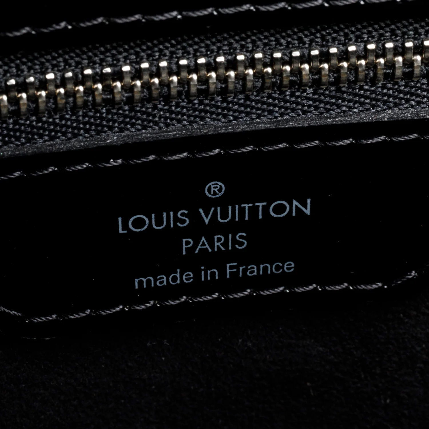 Louis Vuitton Black Electric Epi Leather Mirabeau GM w/ Strap & Receipt - Image 9