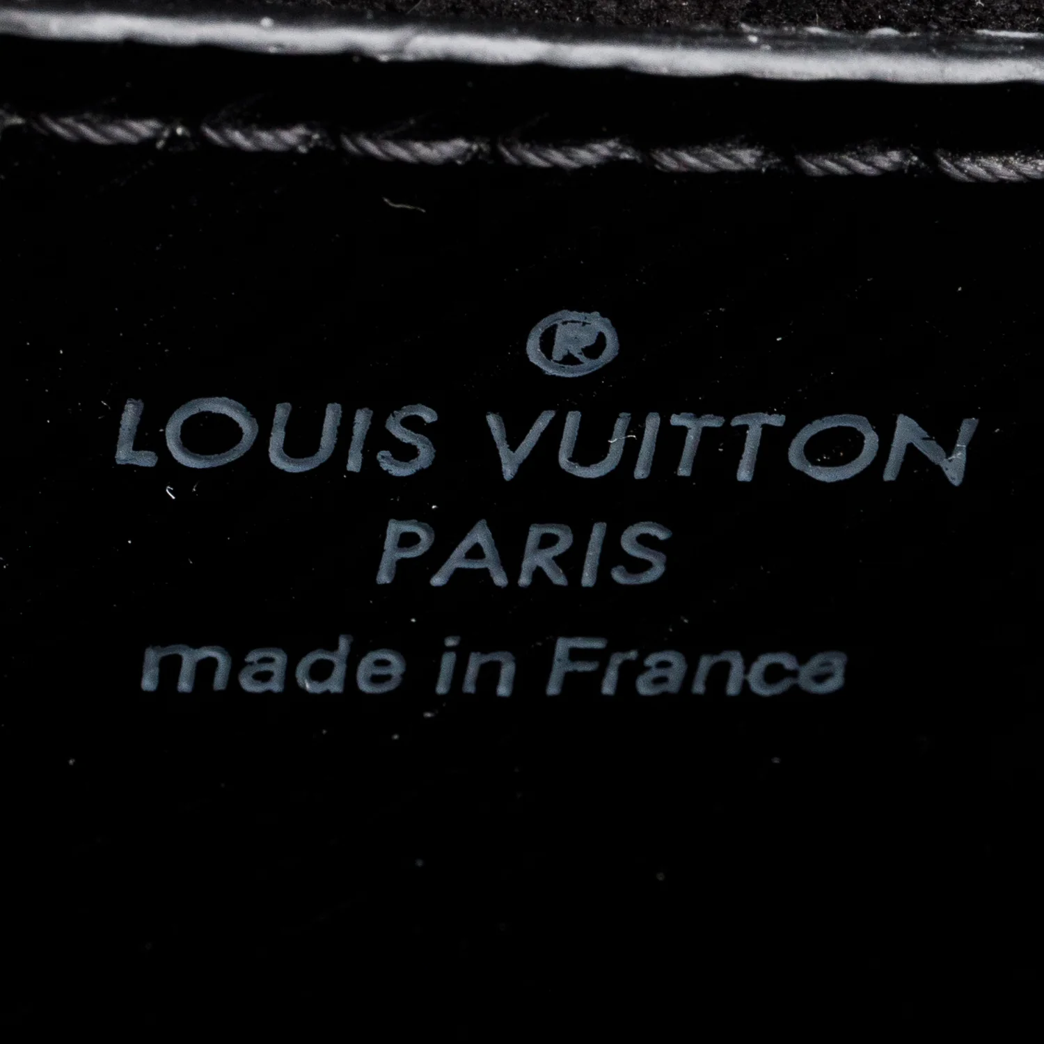 Louis Vuitton Black Patent Epi Leather Twist Shoulder Bag MM - Image 9