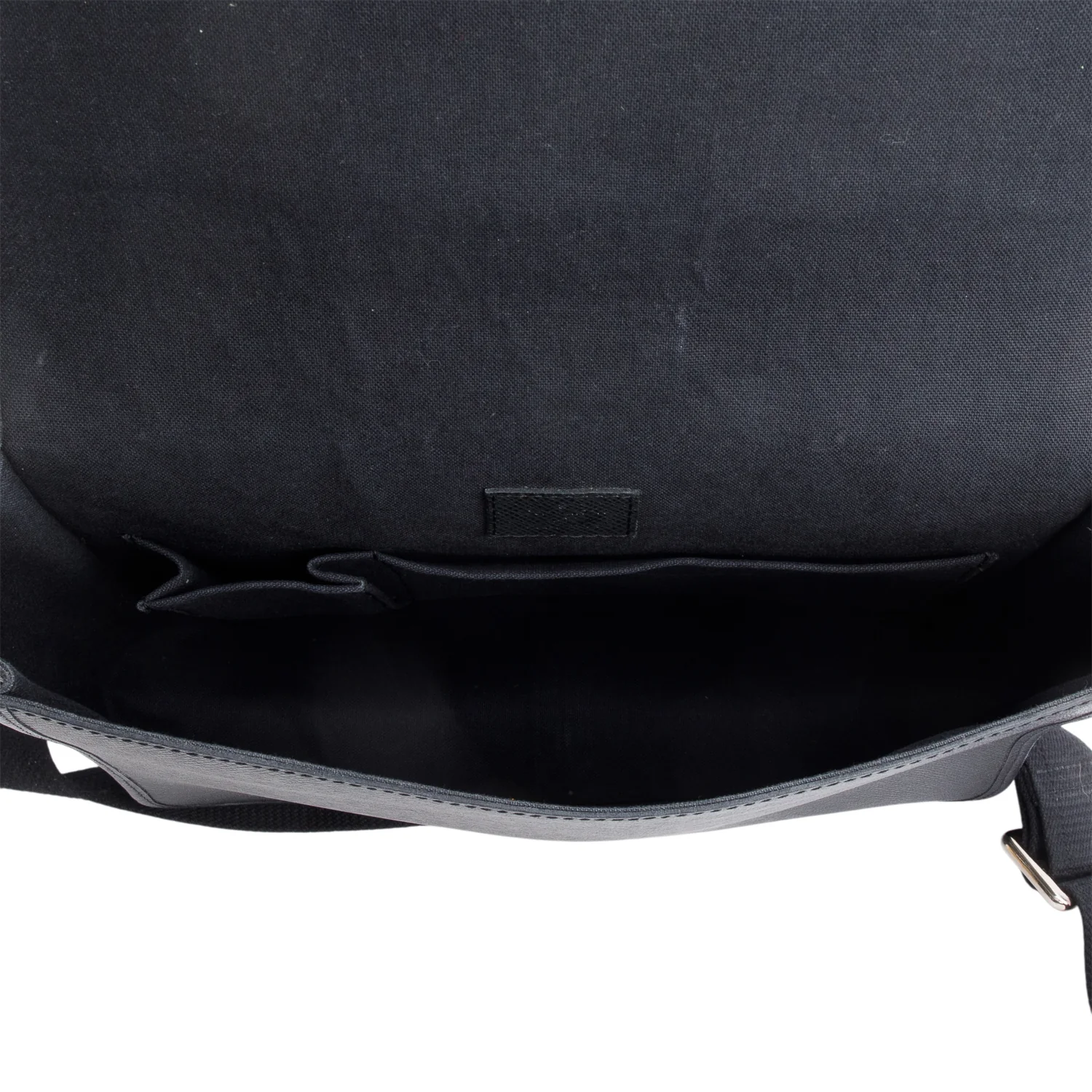 Louis Vuitton Black Taiga Leather Andrei Messenger Bag - Image 8