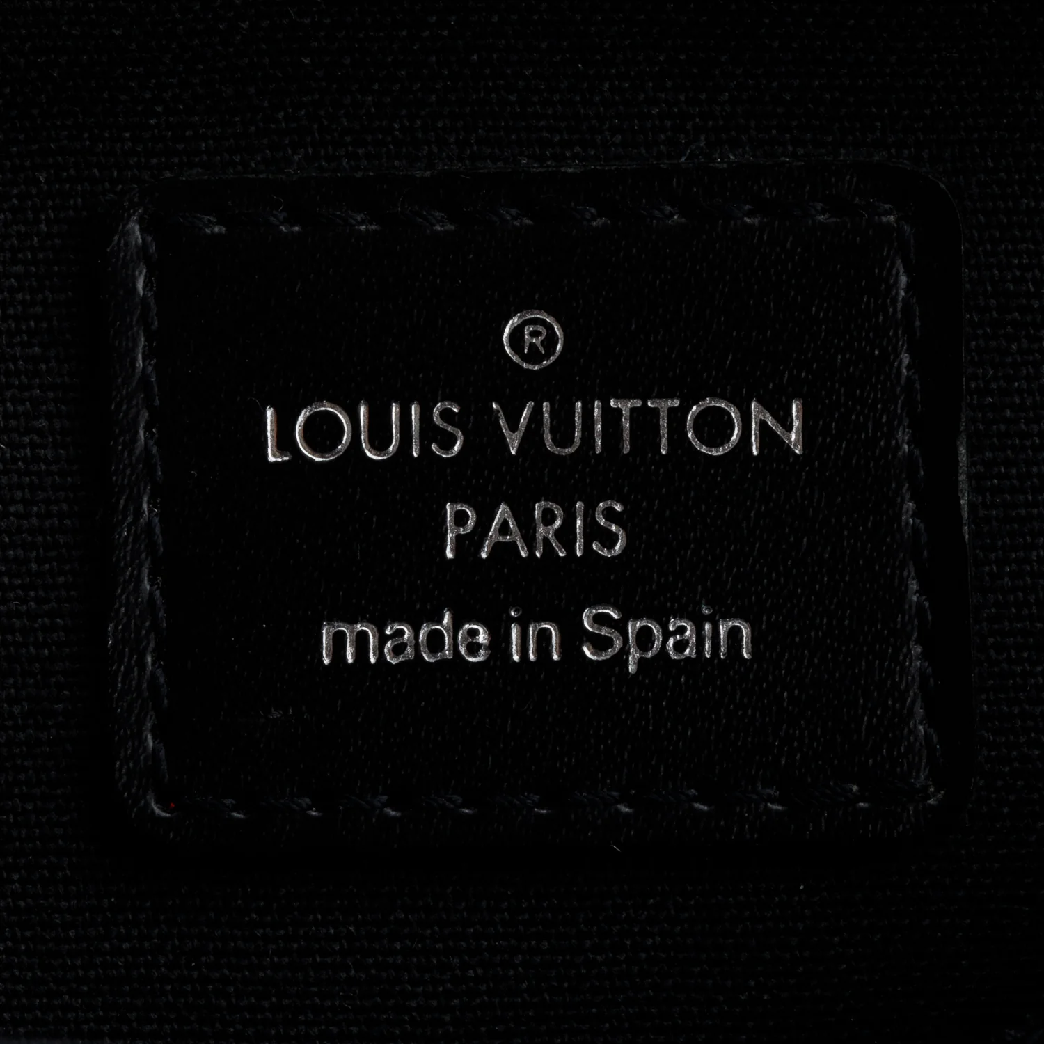 Louis Vuitton Black Taiga Leather Kaluga Wristlet Pouch - Image 7