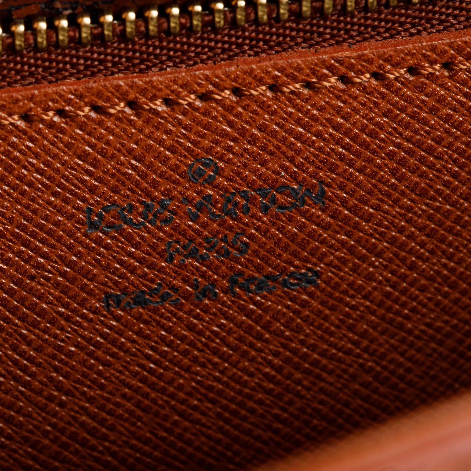 Louis Vuitton Brown Epi Leather Saint Cloud GM - Image 9