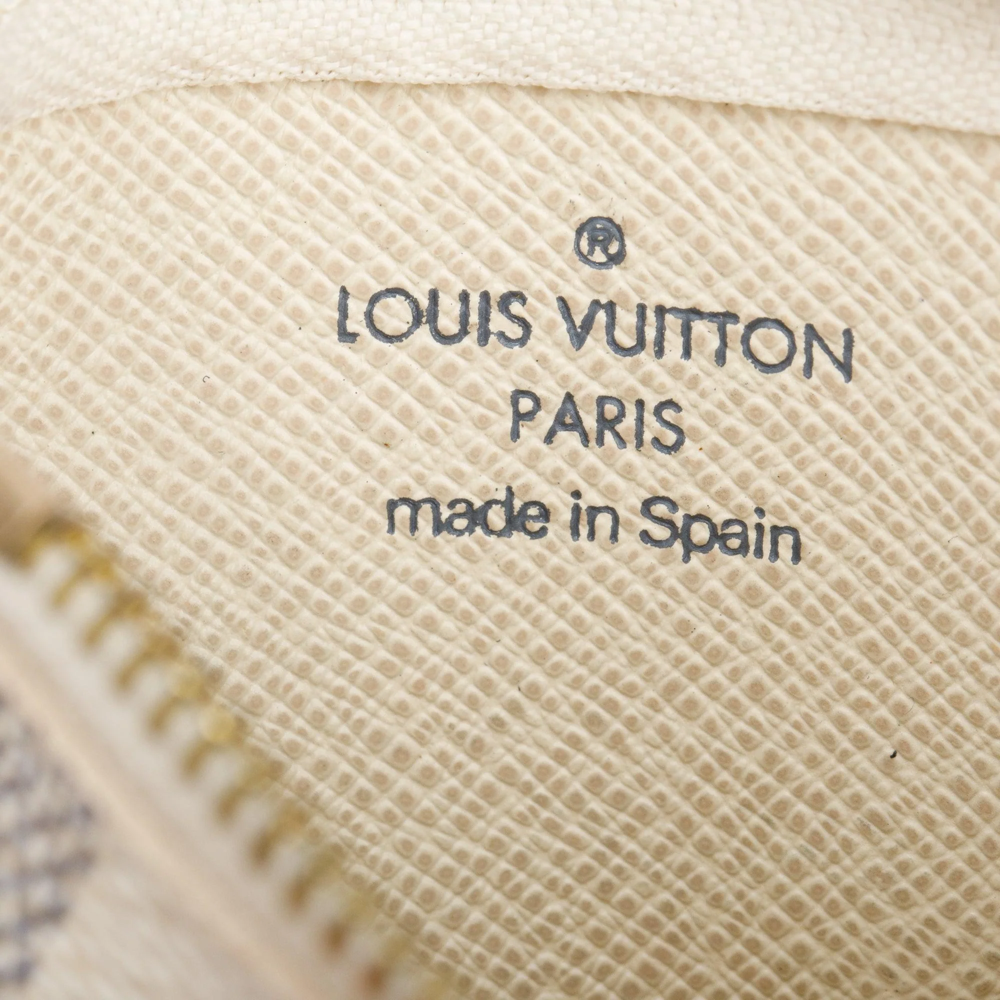 Louis Vuitton Damier Azur Key Pouch - Image 6