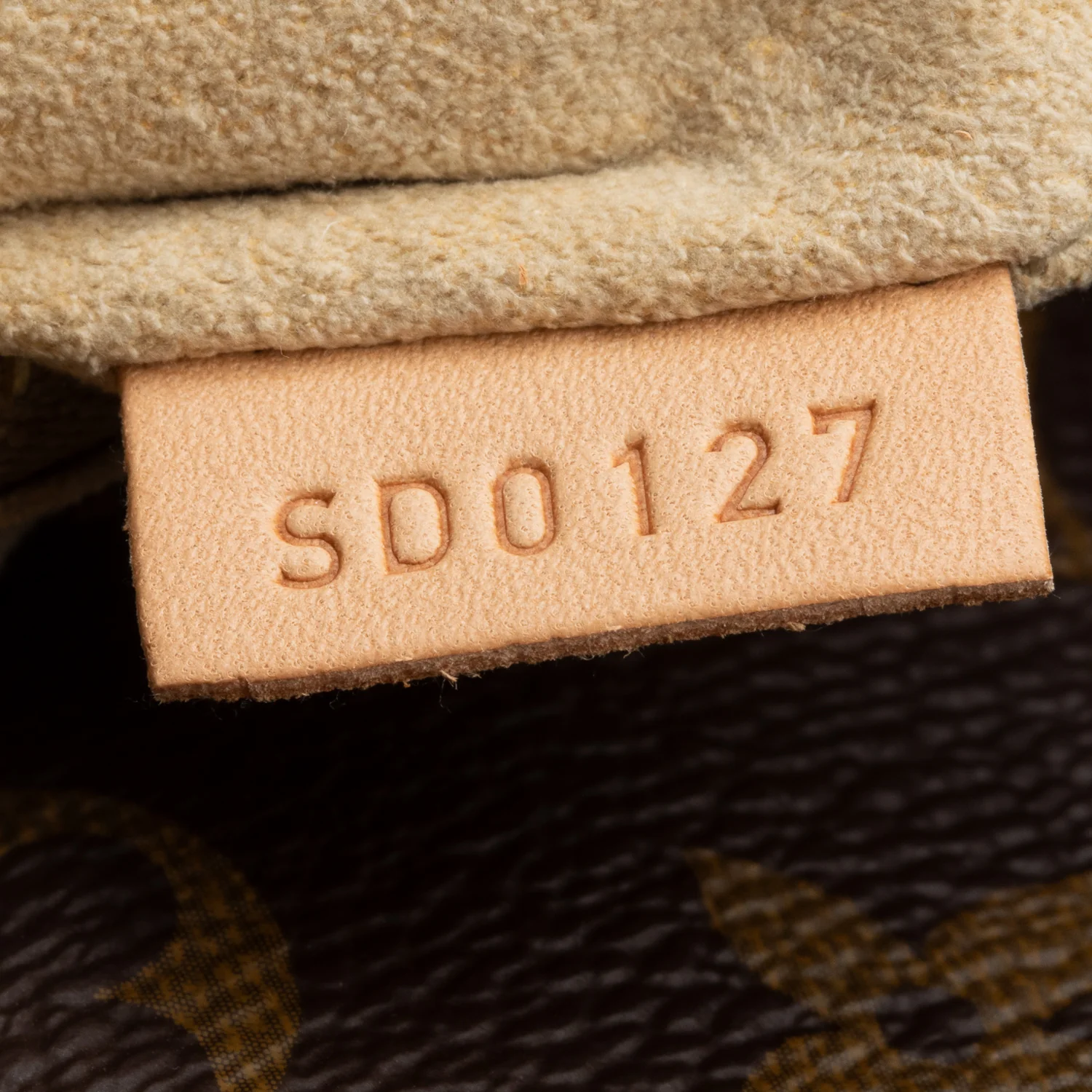 Louis Vuitton Monogram Artsy MM w/ Receipt - Image 8