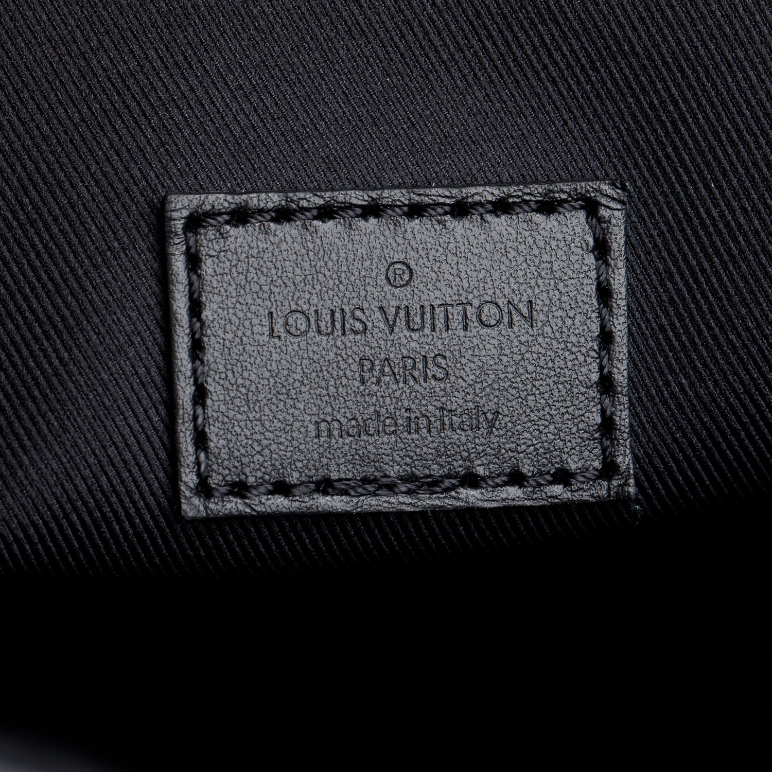 Louis Vuitton Monogram Eclipse Sac Plat 24h w/ Box & Strap - Image 9