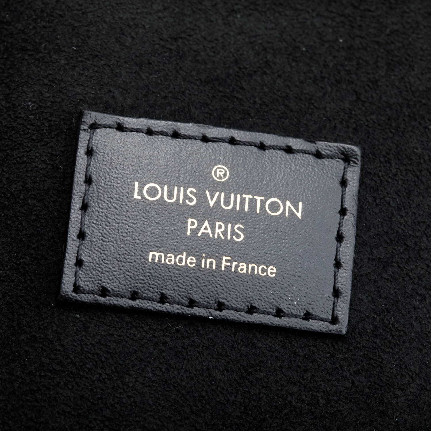 Louis Vuitton Monogram & Monogram Reverse Vanity PM w/ Strap - Image 9