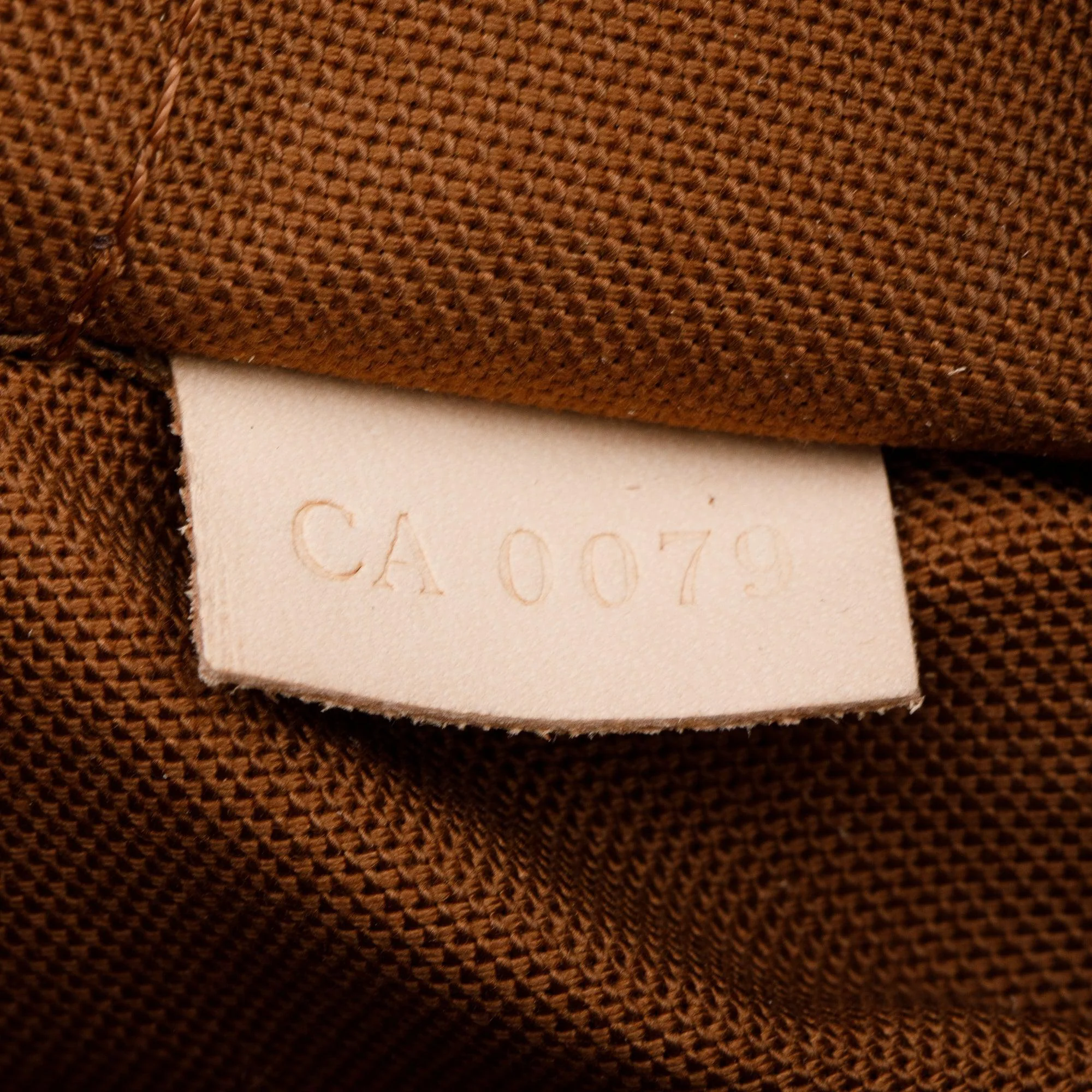 Louis Vuitton Monogram Odeon MM - Image 9