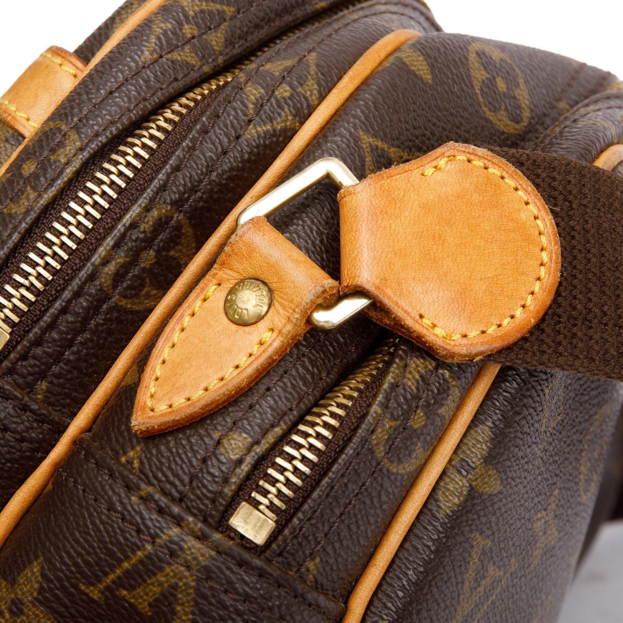 Louis Vuitton Monogram Reporter PM - Image 8