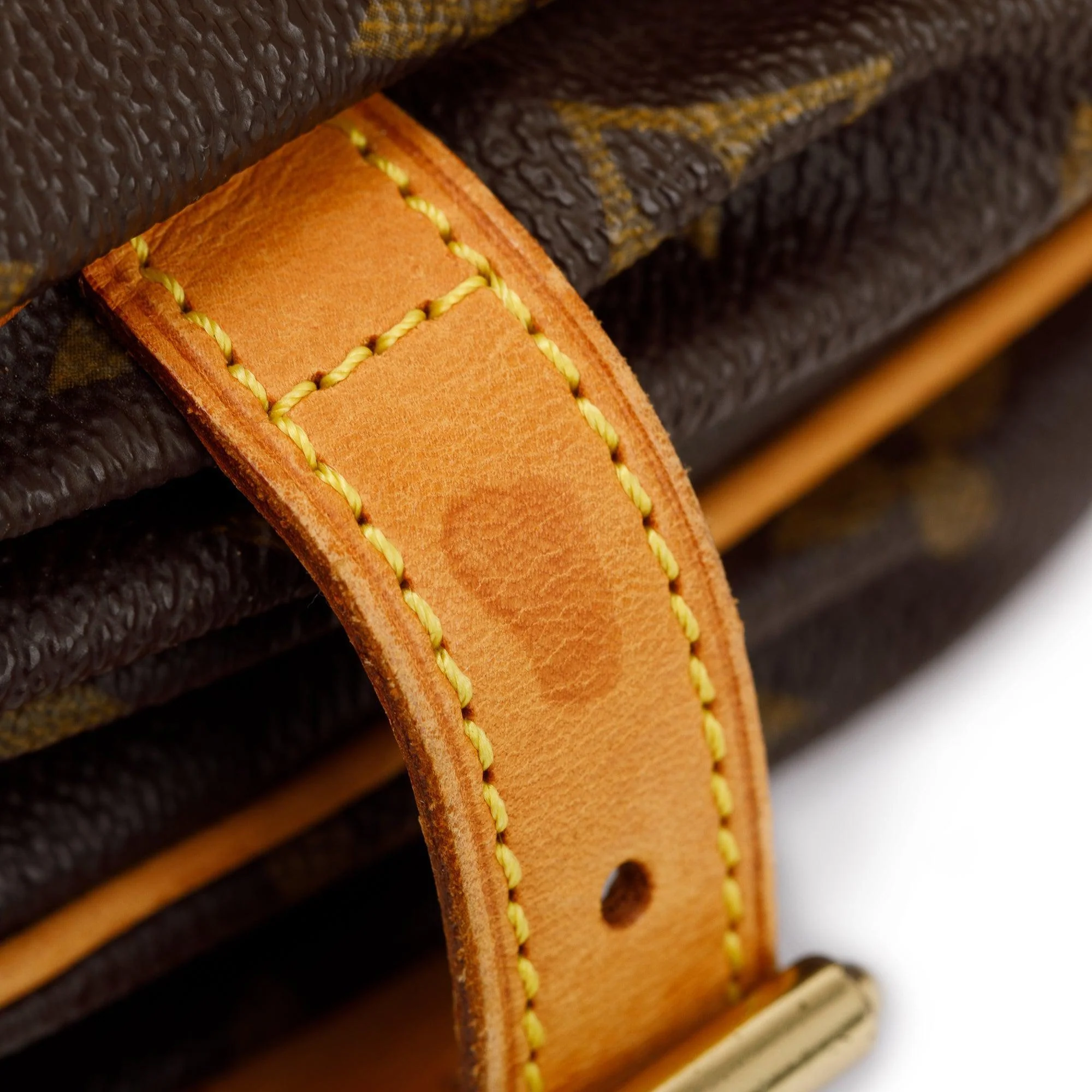 Louis Vuitton Monogram Saumur 25 Crossbody Bag - Image 13