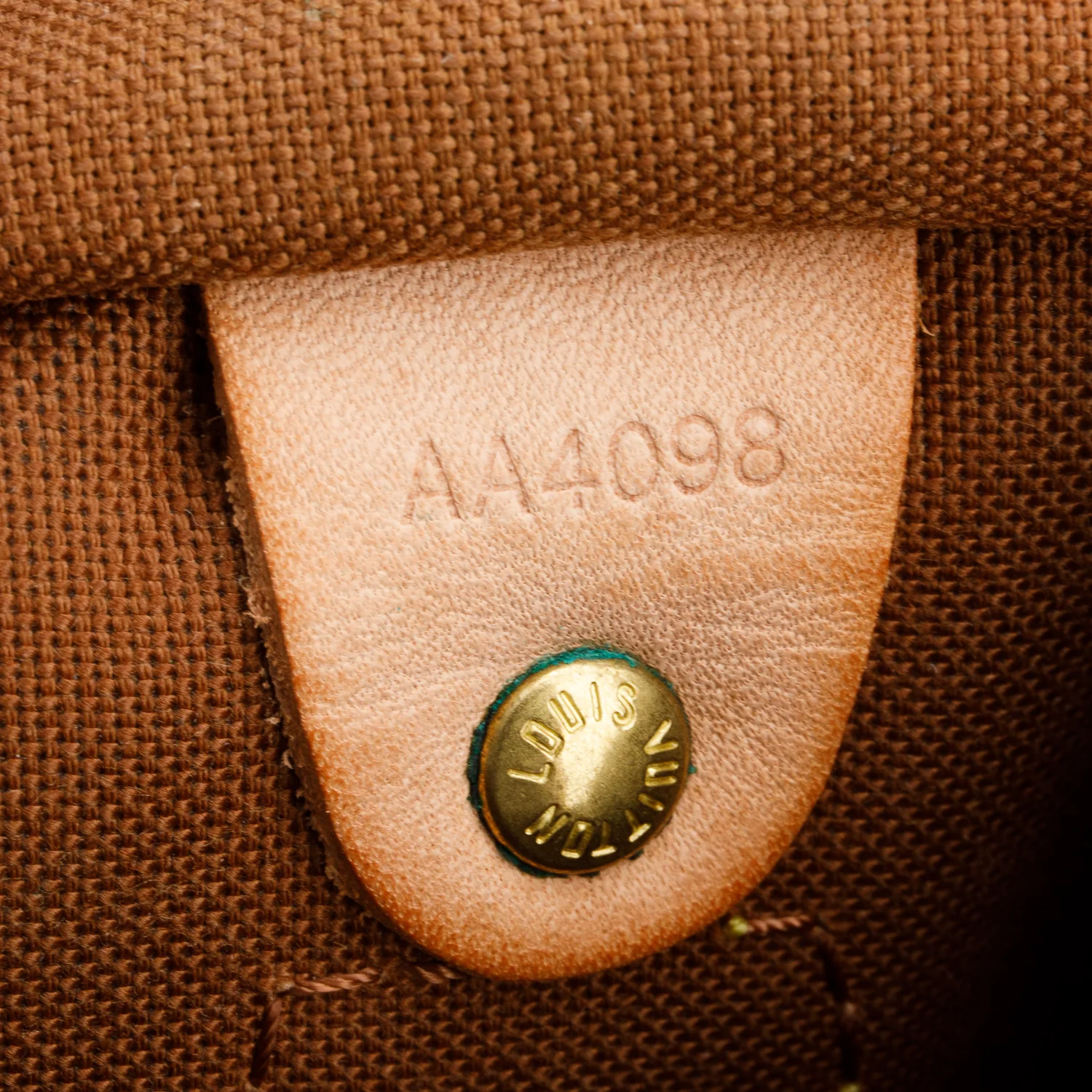 Louis Vuitton Monogram Speedy 40 - Image 7
