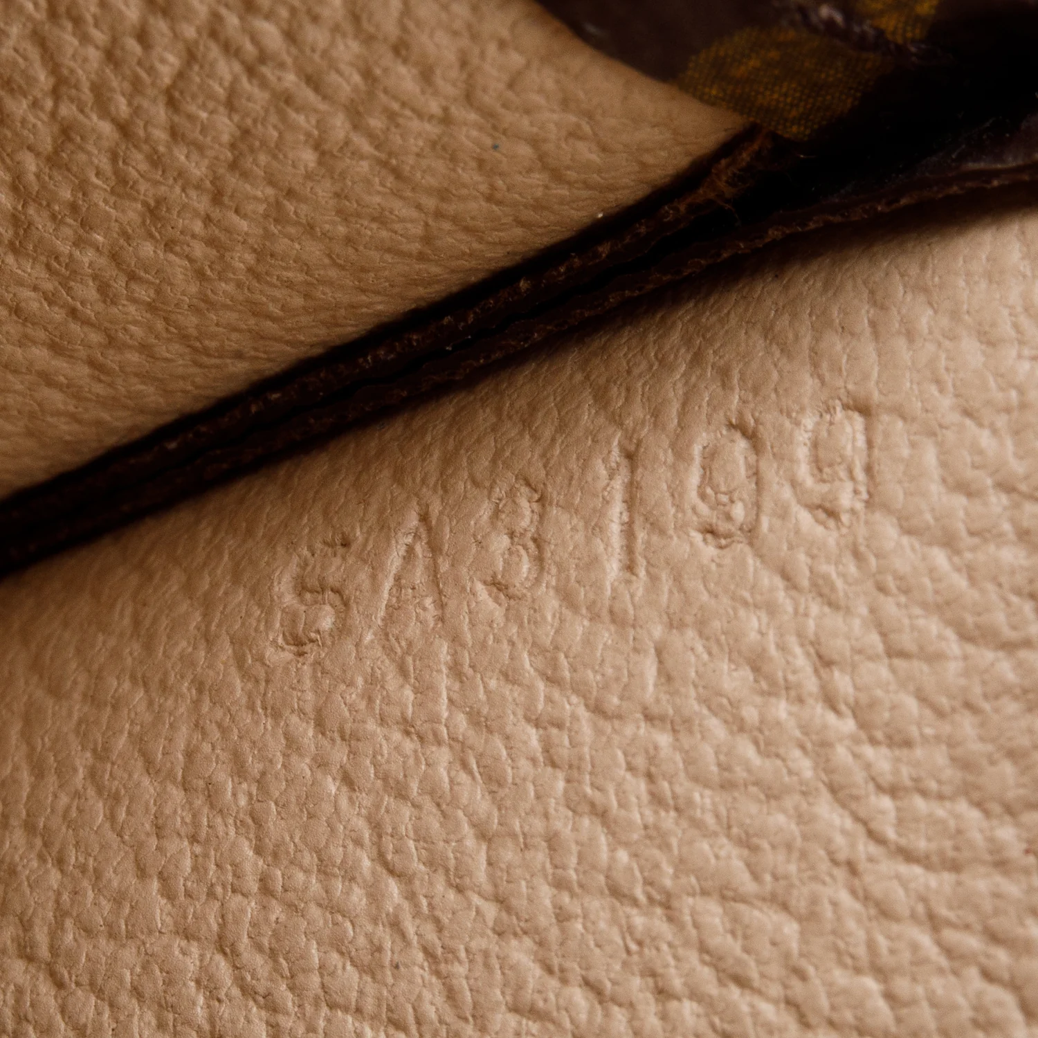 Louis Vuitton Monogram Toiletry Pouch 26 - Image 7
