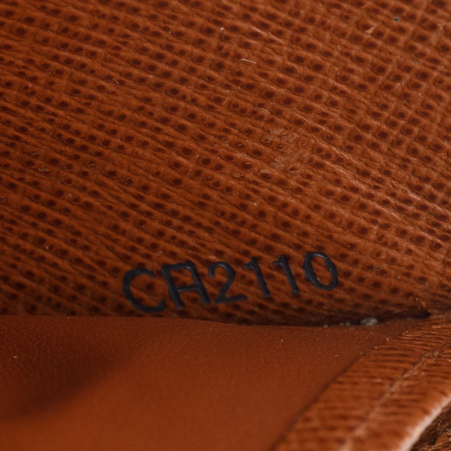 Louis Vuitton Monogram Zippy Wallet - Image 8