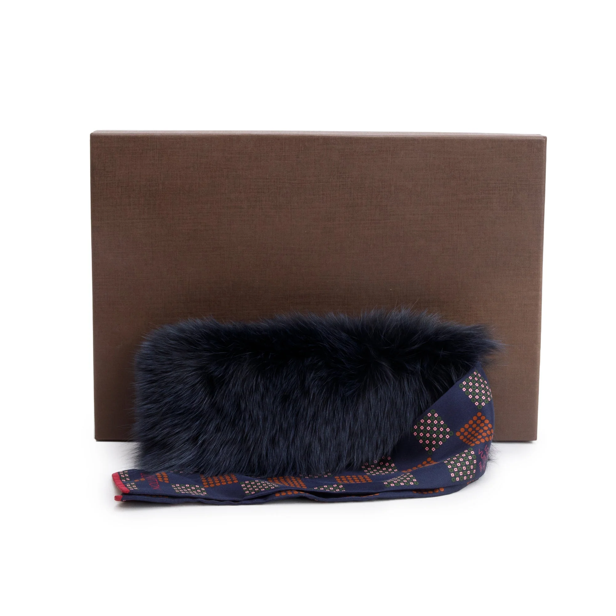 Louis Vuitton Navy Fox Fur Damier Silk Stole Scarf w/ Box - Image 3