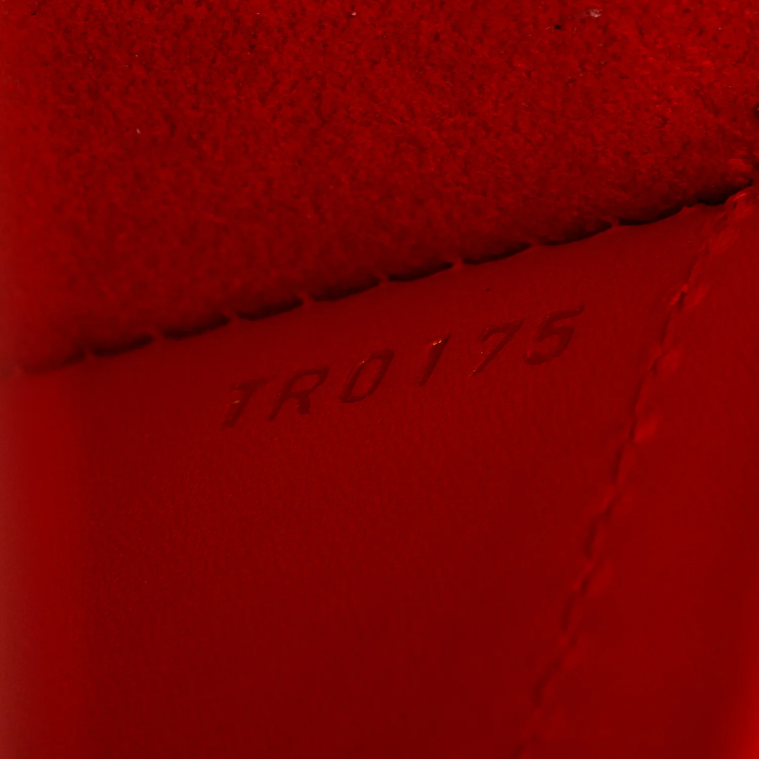 Louis Vuitton Red Calfskin Louise Chain Clutch MM - Image 9