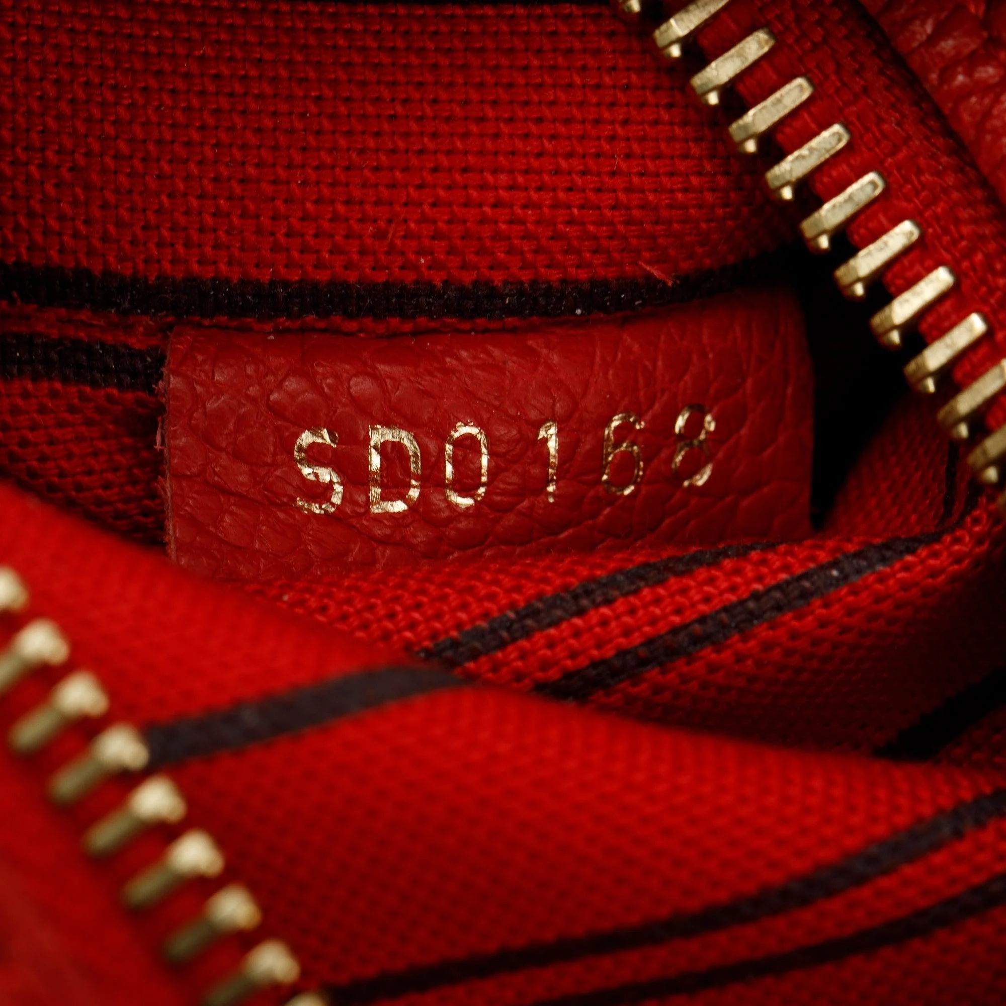 Louis Vuitton Red Monogram Empreinte Leather Pochette Metis w/ Box - Image 11