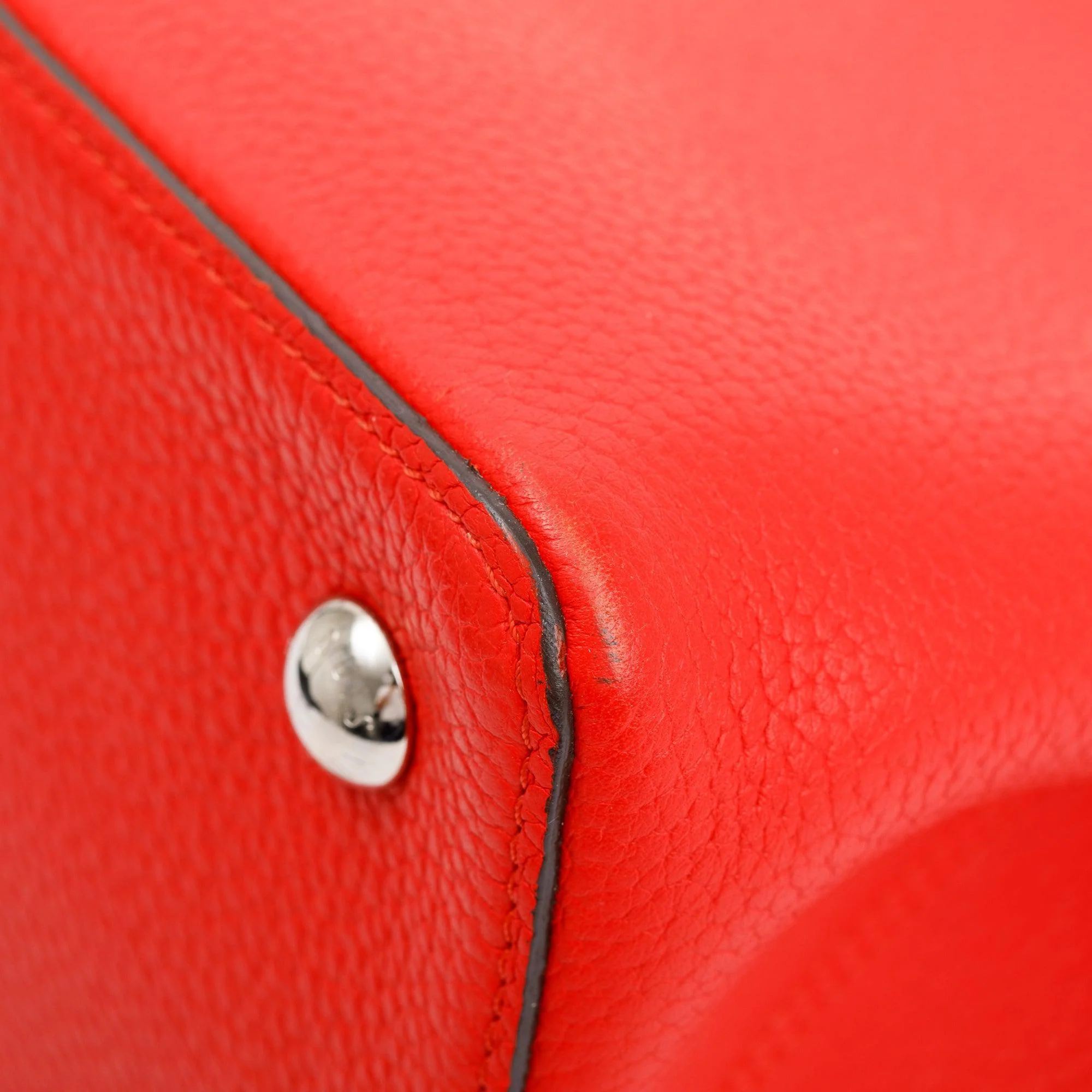Louis Vuitton Red Taurillon Capucine MM - Image 5
