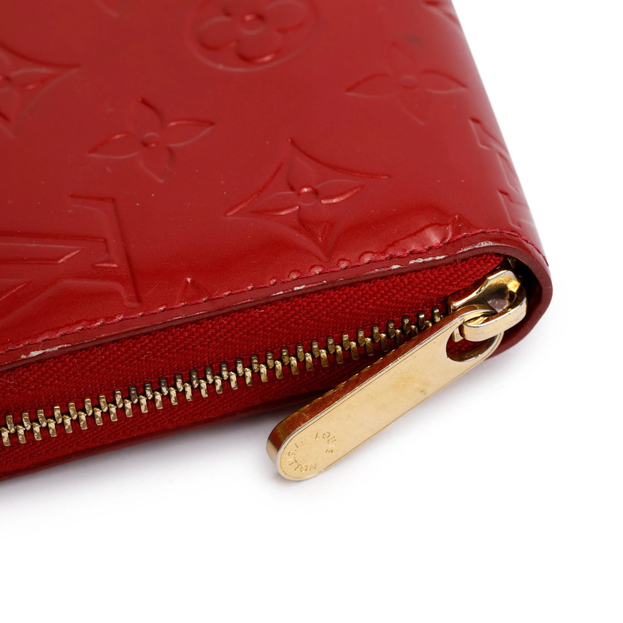 Louis Vuitton Red Vernis Leather Zippy Wallet - Image 4