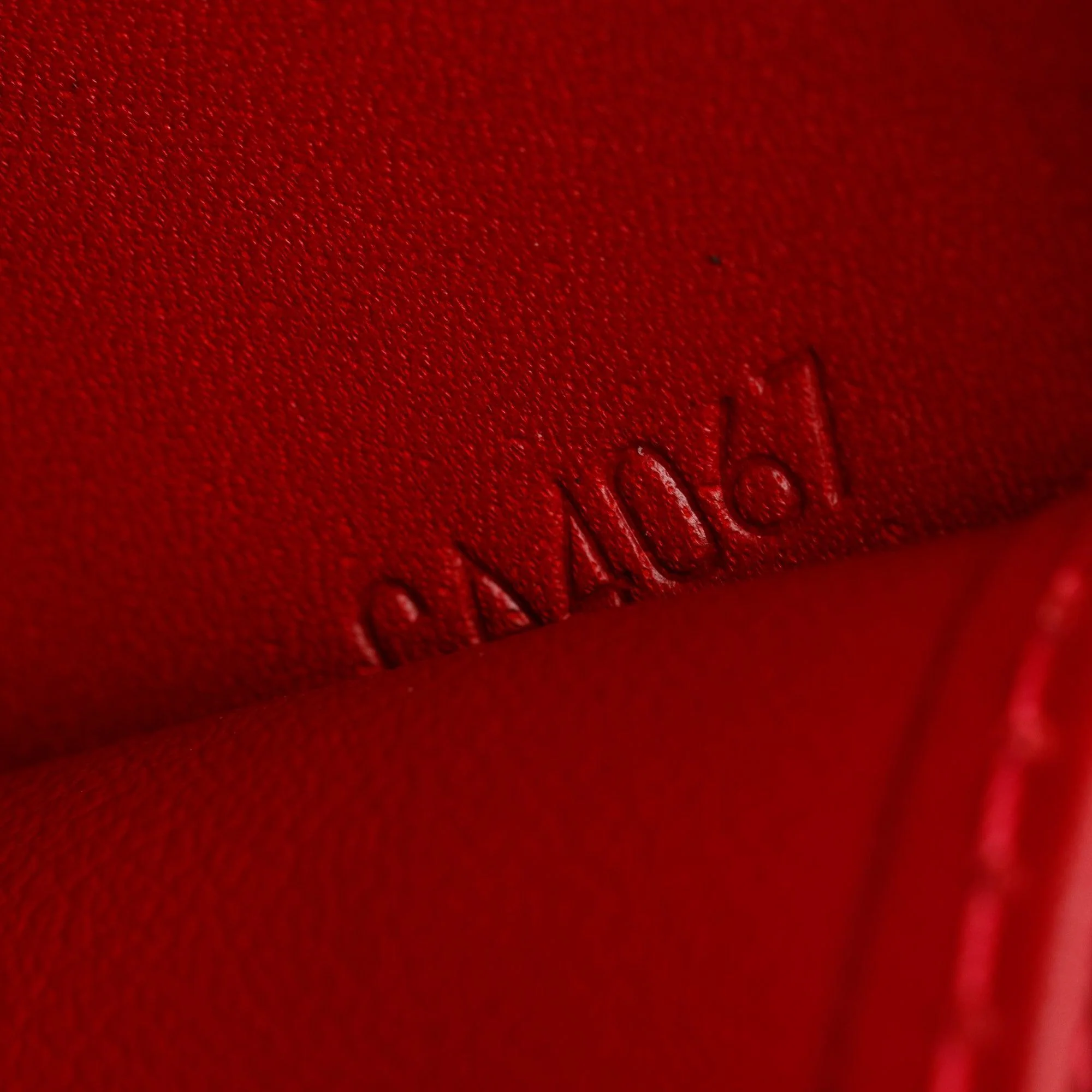 Louis Vuitton Red Vernis Leather Zippy Wallet w/ Box - Image 8