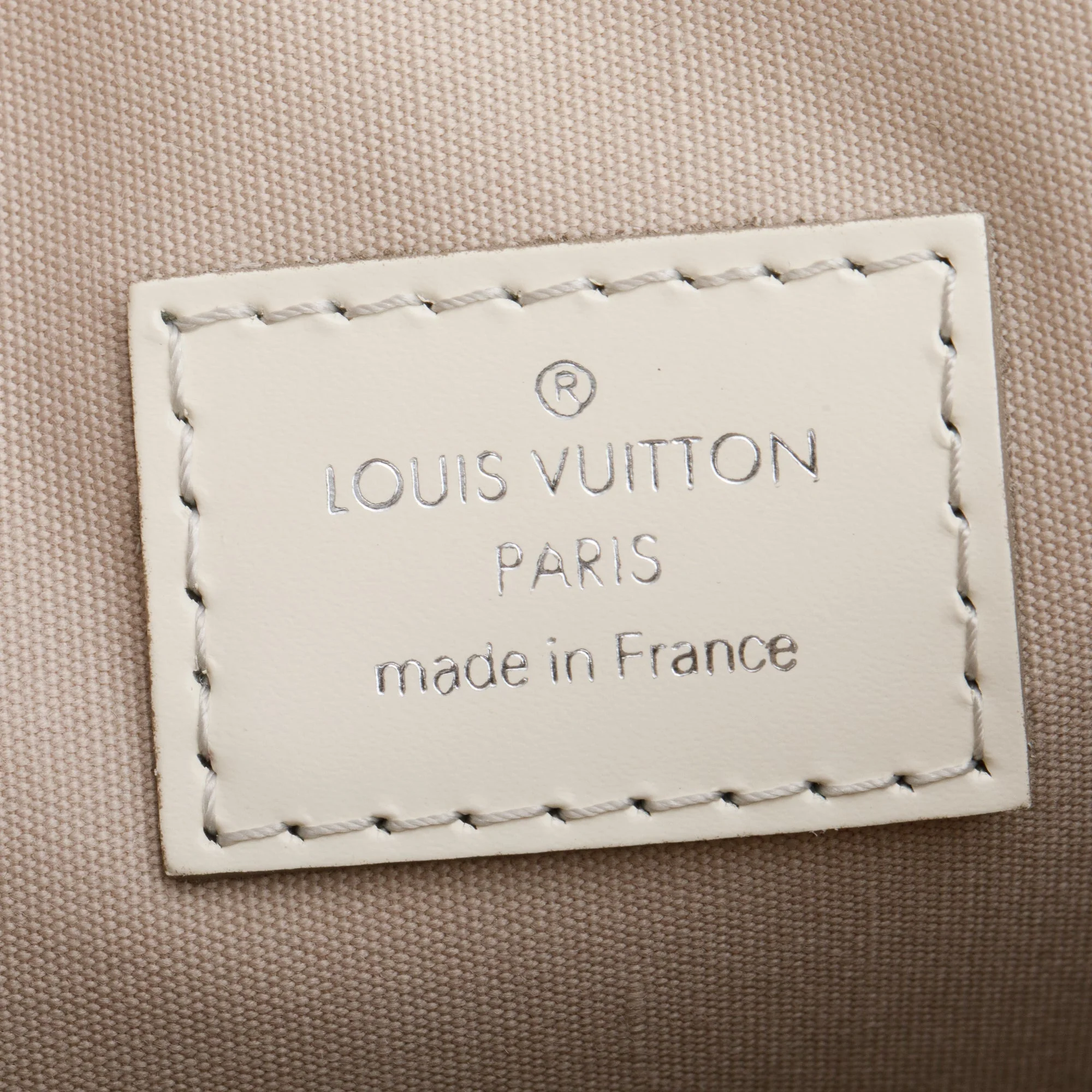 Louis Vuitton White Epi Leather Lockit Vertical - Image 6