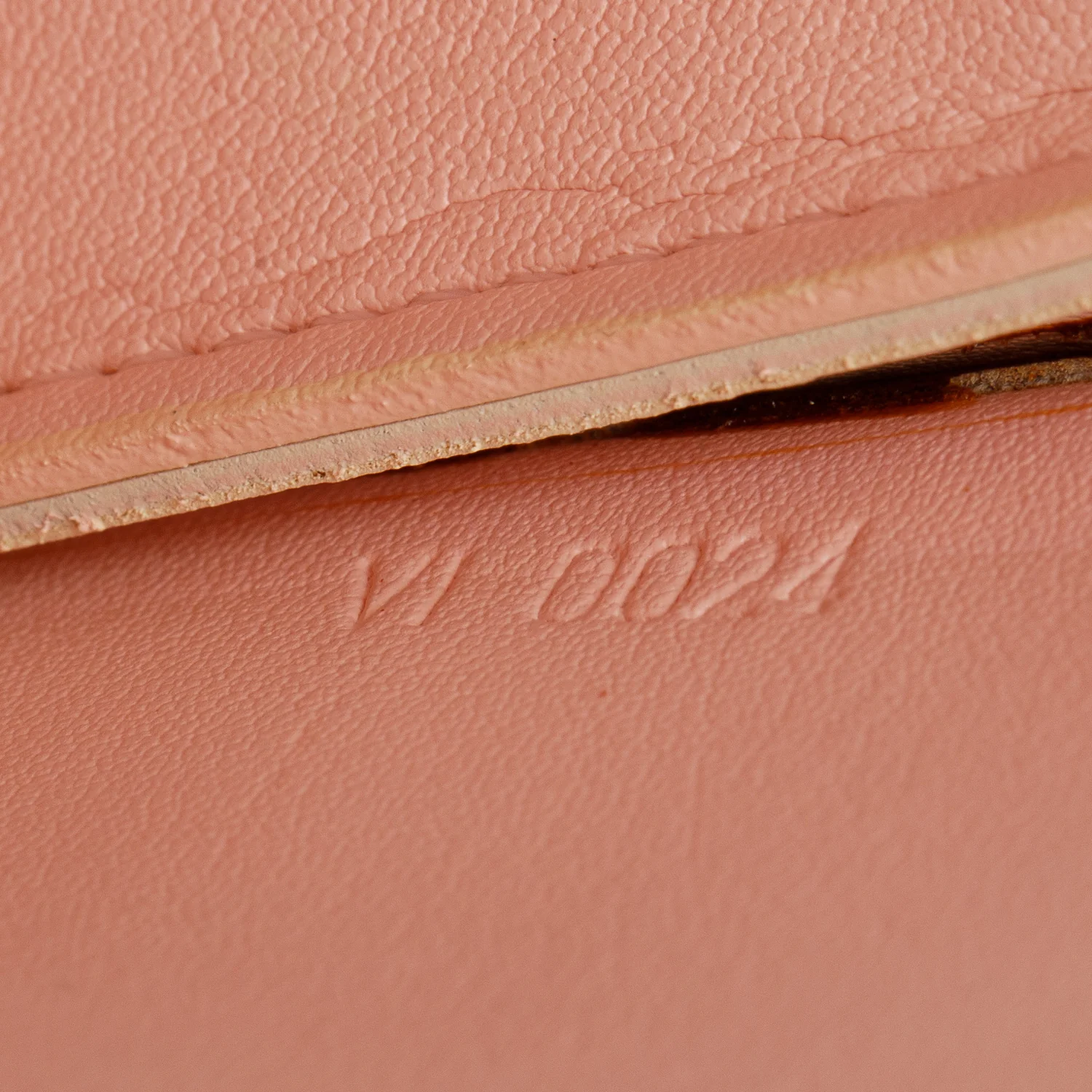 Louis Vuitton Yellow Vernis Lexington Pochette w/ Box - Image 10