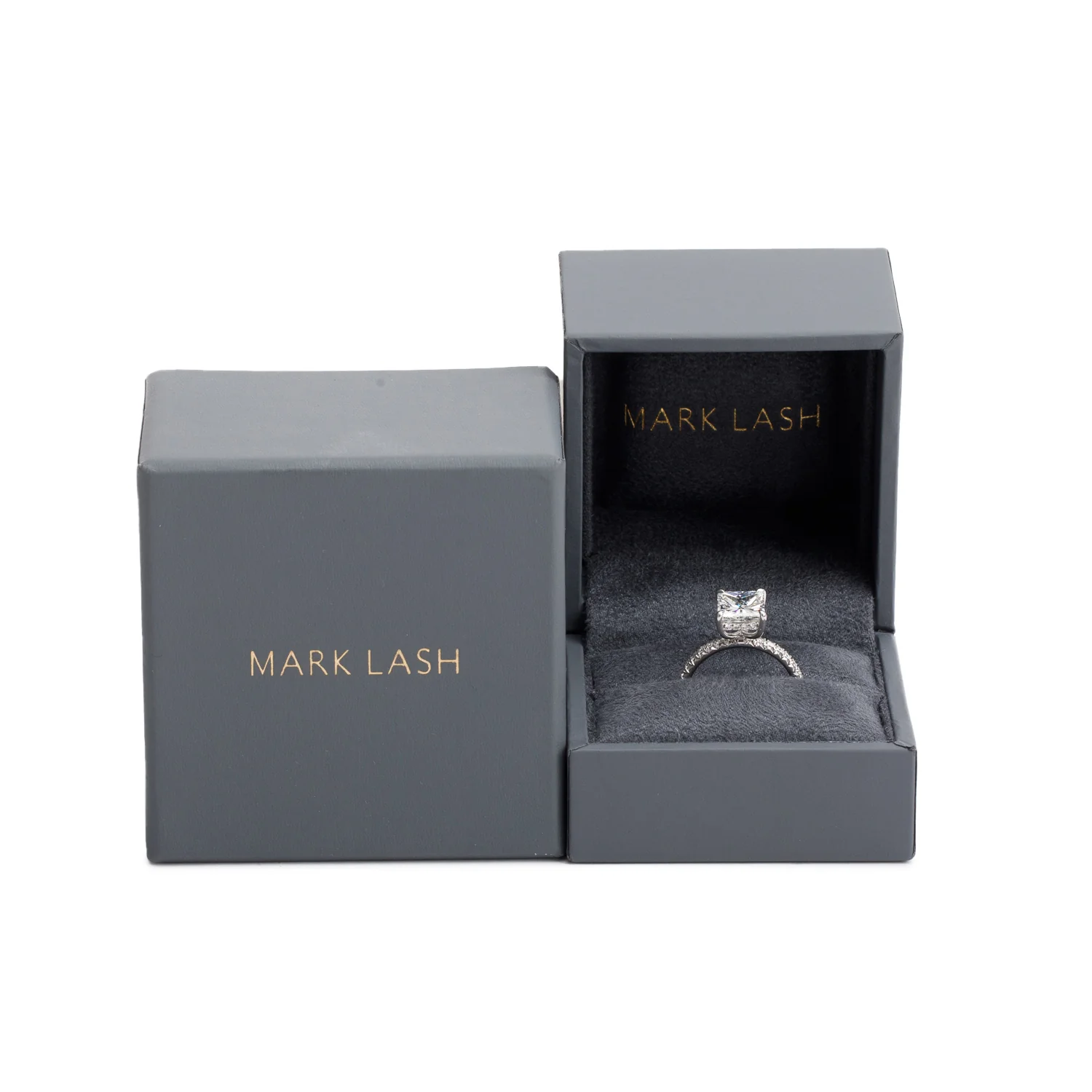 Mark Lash 18k White Gold 2.02 ct. Radiant Cut Diamond Engagement Ring, Size 5 w/ Box & GIA Certificate - Image 2