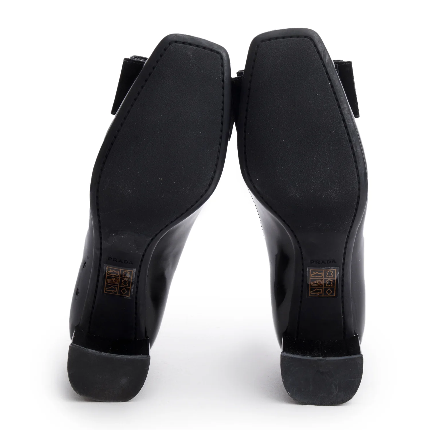 Prada Black Patent Leather Bow Accent Pumps, Size 36 w/ Box - Image 6