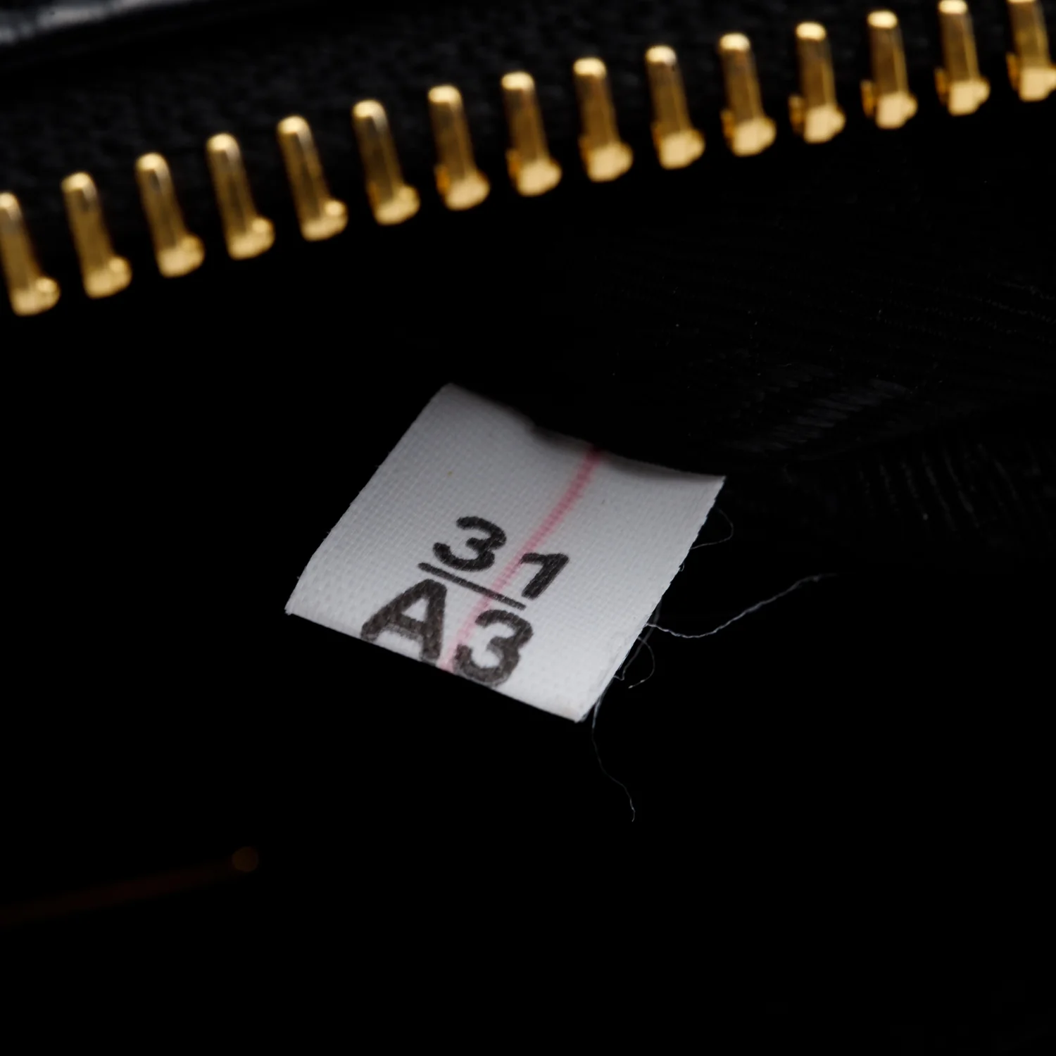 Prada Black Re-Edition 2002 Small Leather Shoulder Bag - Image 10