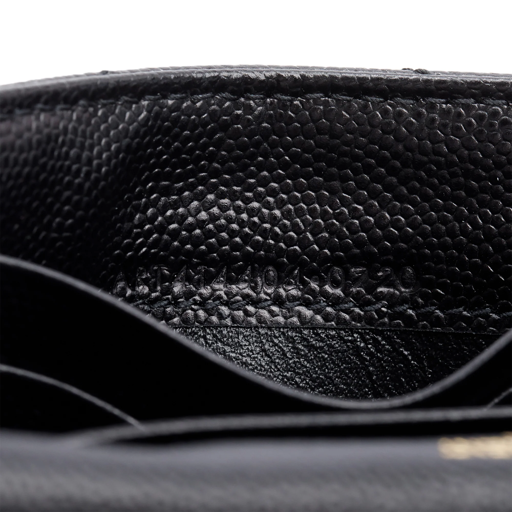 Saint Laurent 2020 Black Grain De Poudre Cassandre Matelasse Small Envelope Wallet w/ Box - Image 7