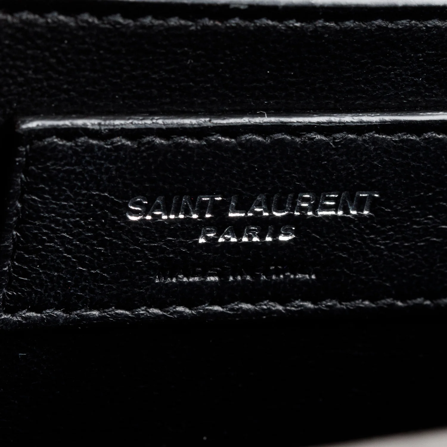 Saint Laurent 2020 Grey Grained De Poudre Medium Envelope Shoulder Bag - Image 9