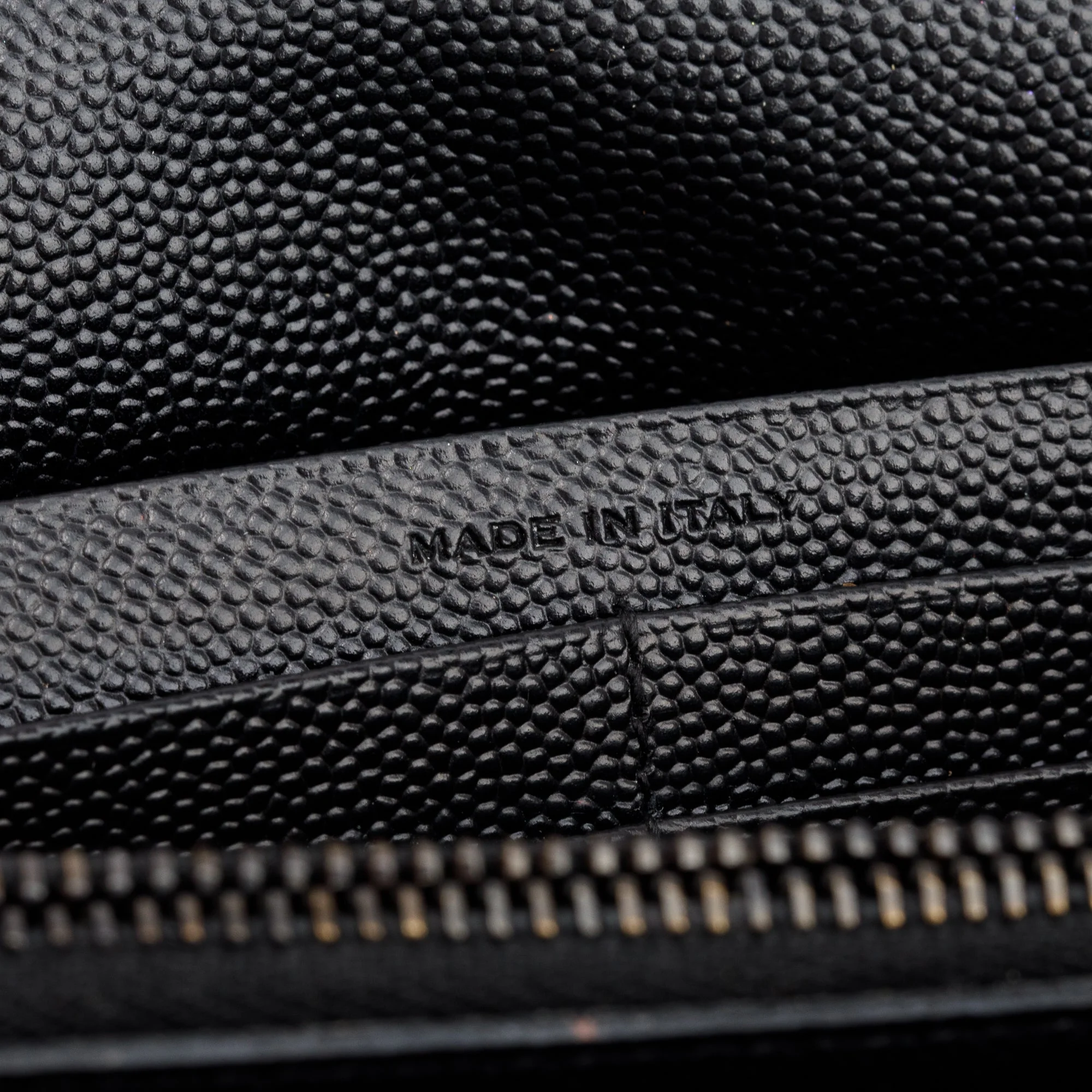 Saint Laurent Black Grained De Poudre White Contrast Trim Cassandre Matelasse Chain Wallet - Image 8