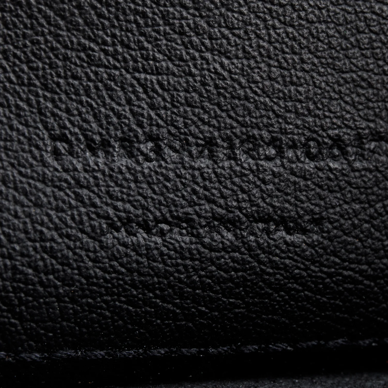Saint Laurent Black Leather E/W Shopping Tote w/ Pouch - Image 9