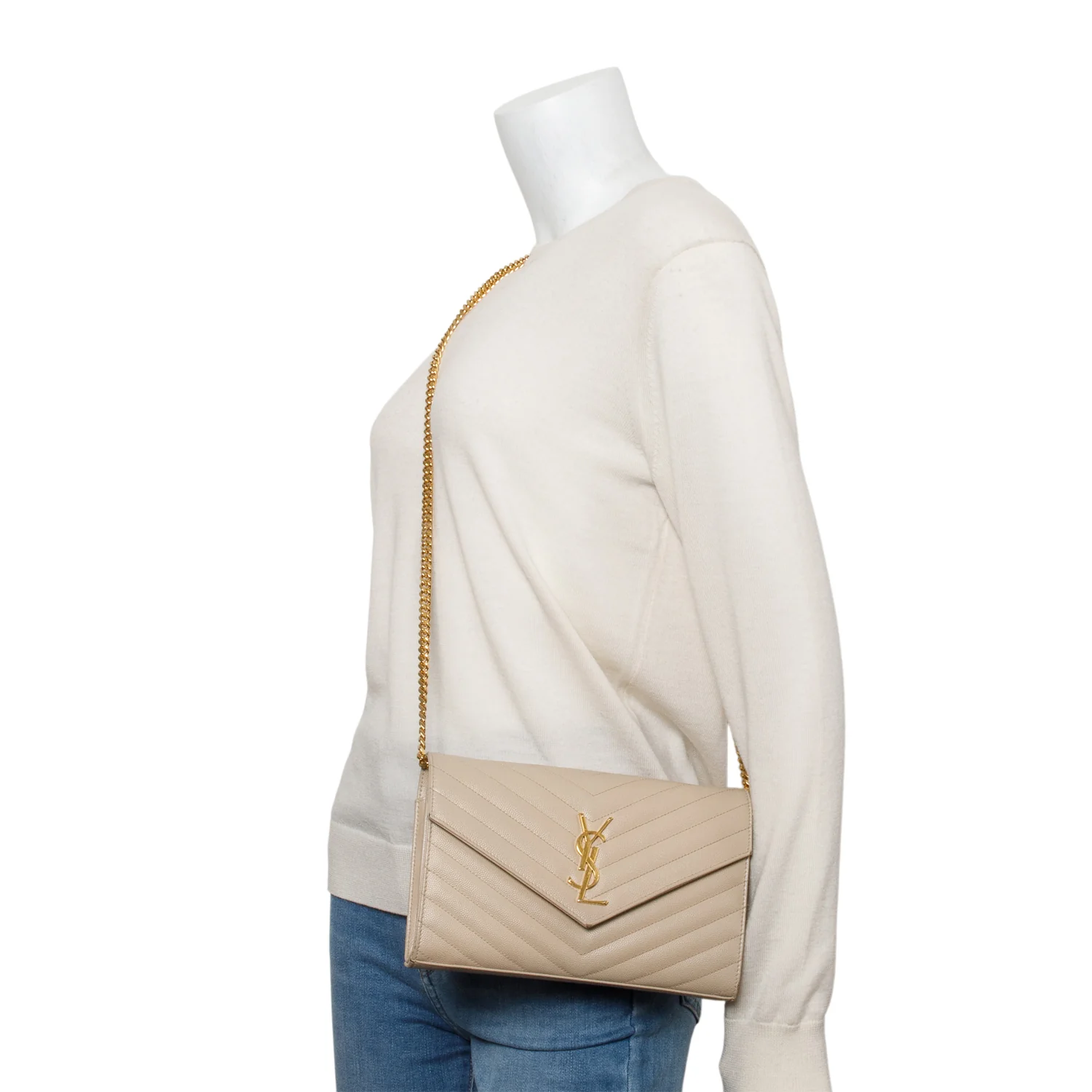 Saint Laurent Neutral Grain De Poudre Leather Cassandre Envelope Chain Wallet - Image 2