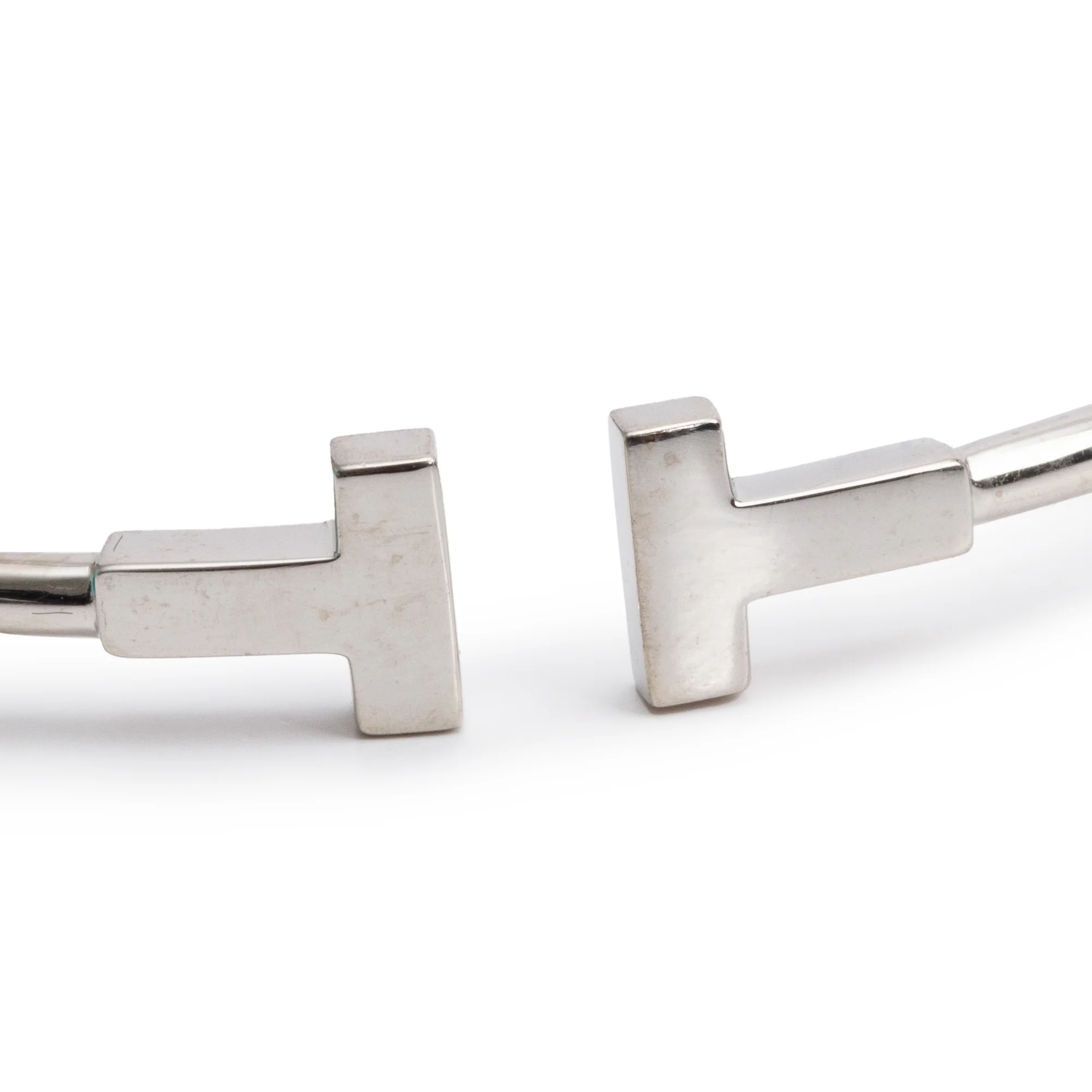 Tiffany & Co. 18k White Gold T Narrow Wire Bracelet w/ Box - Image 3